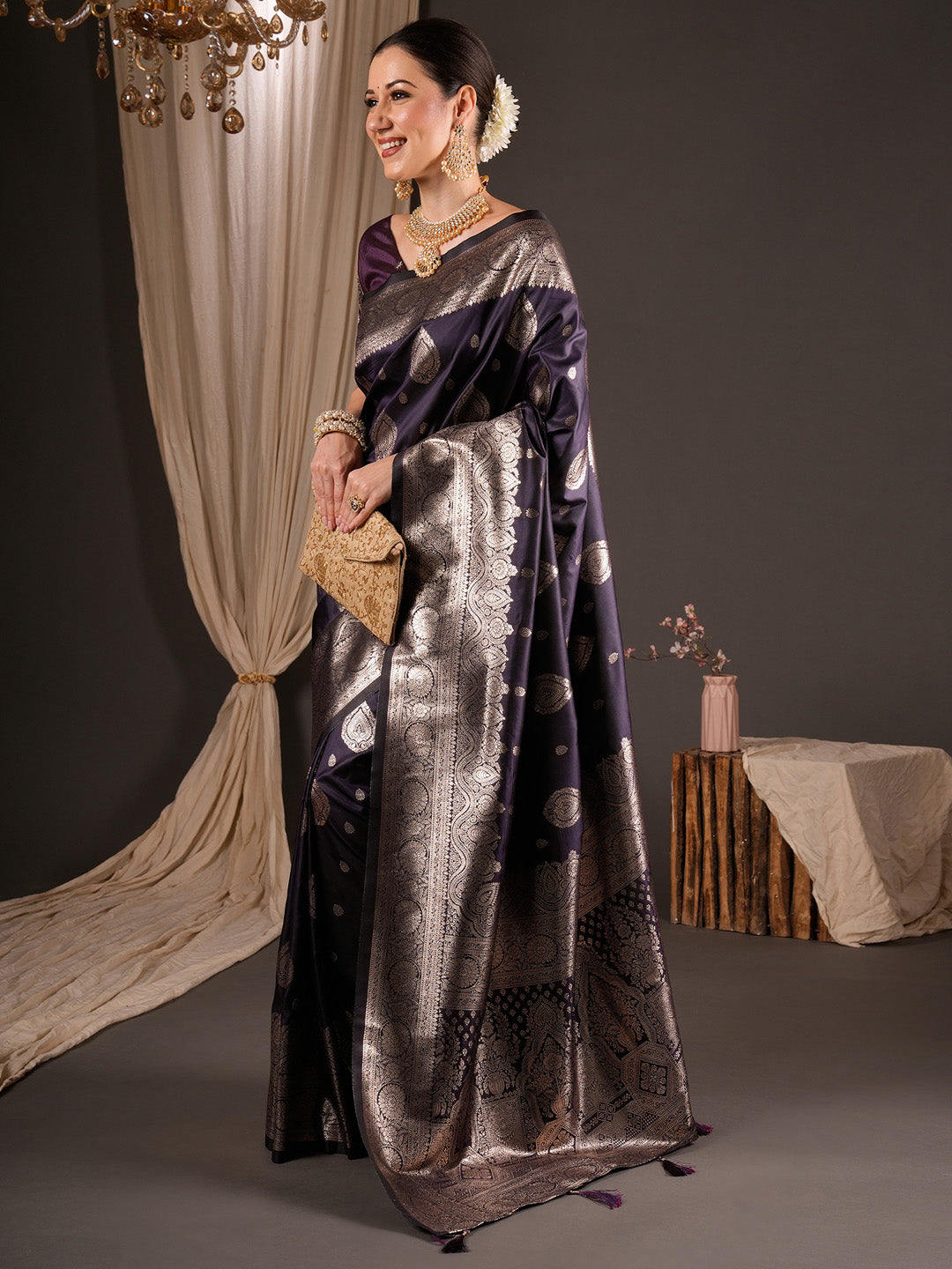 trending collection sarees 
designer saree
banarasi saree collection