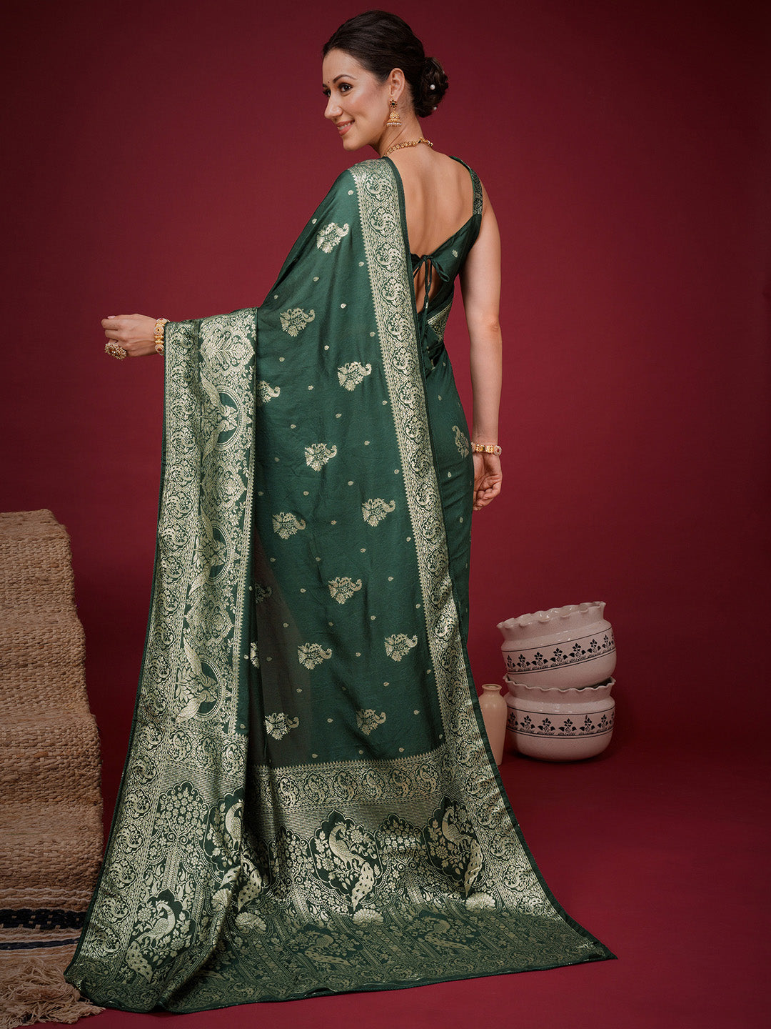 traditioanal wear saree
reception wear sarees