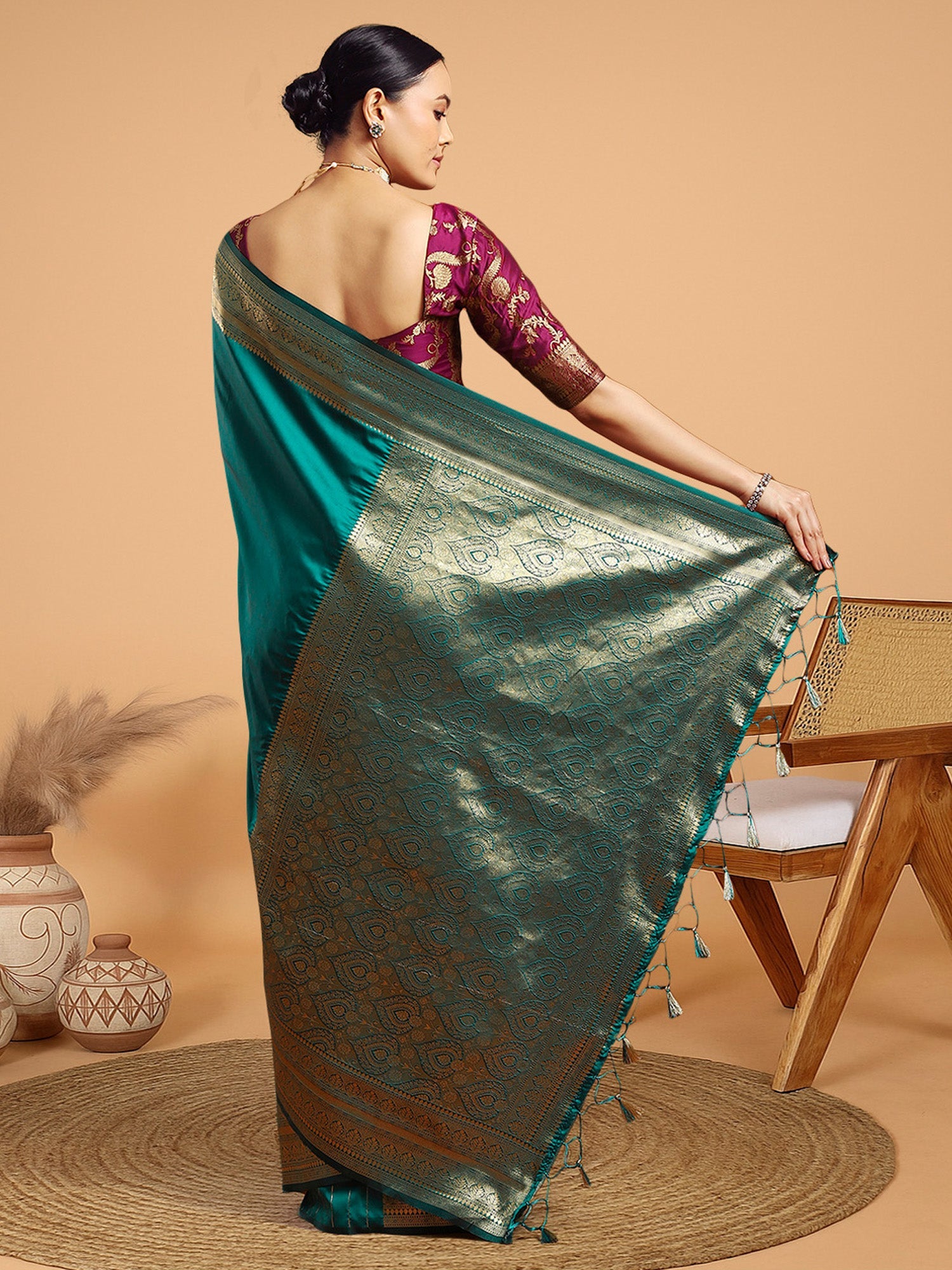 Banarasi Satin Silk Gold Zari Floral Weaving Zari Border Saree - Ressa
