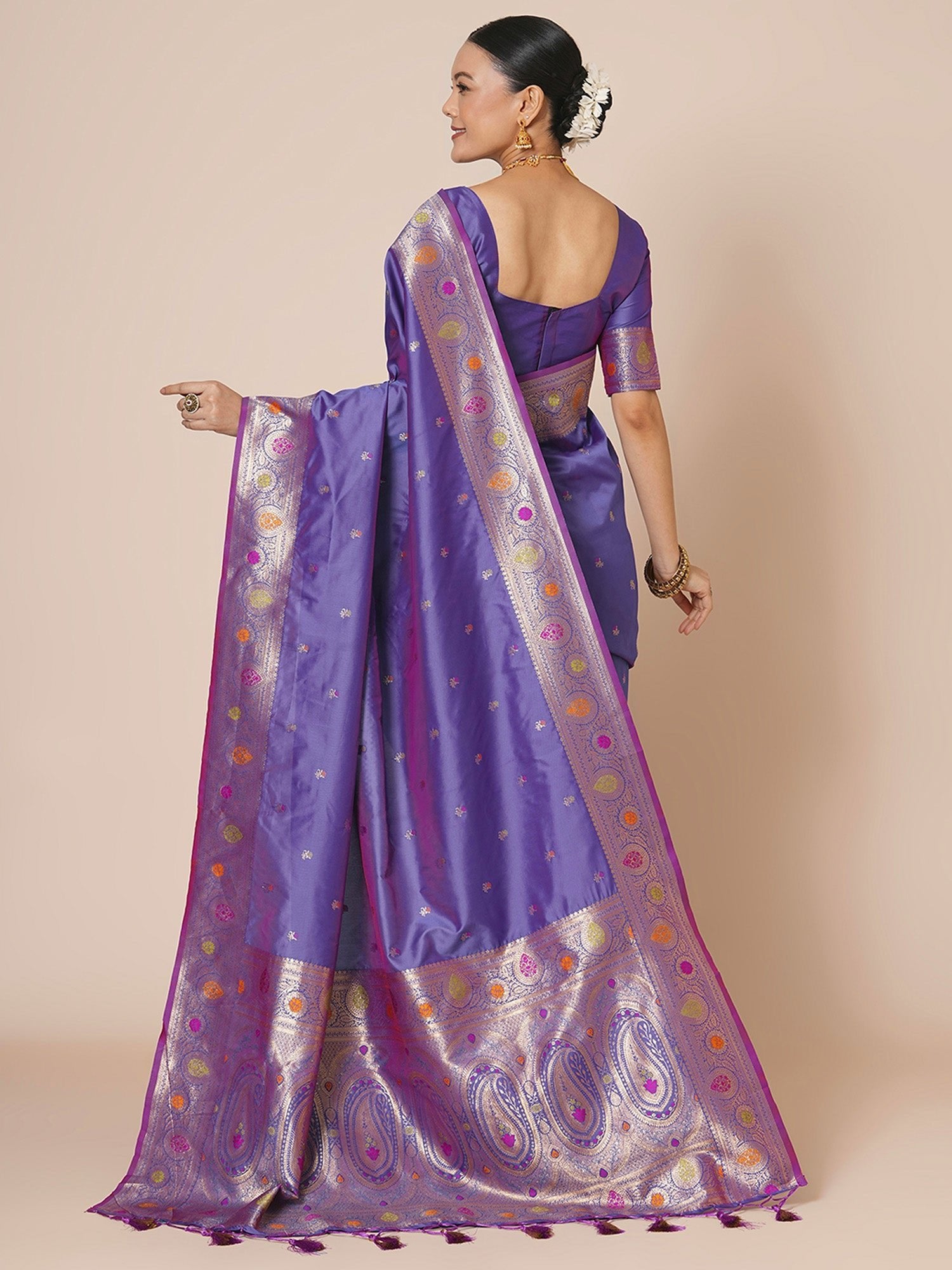 Banarasi Silk Saree with Meenakari Weave - Ressa