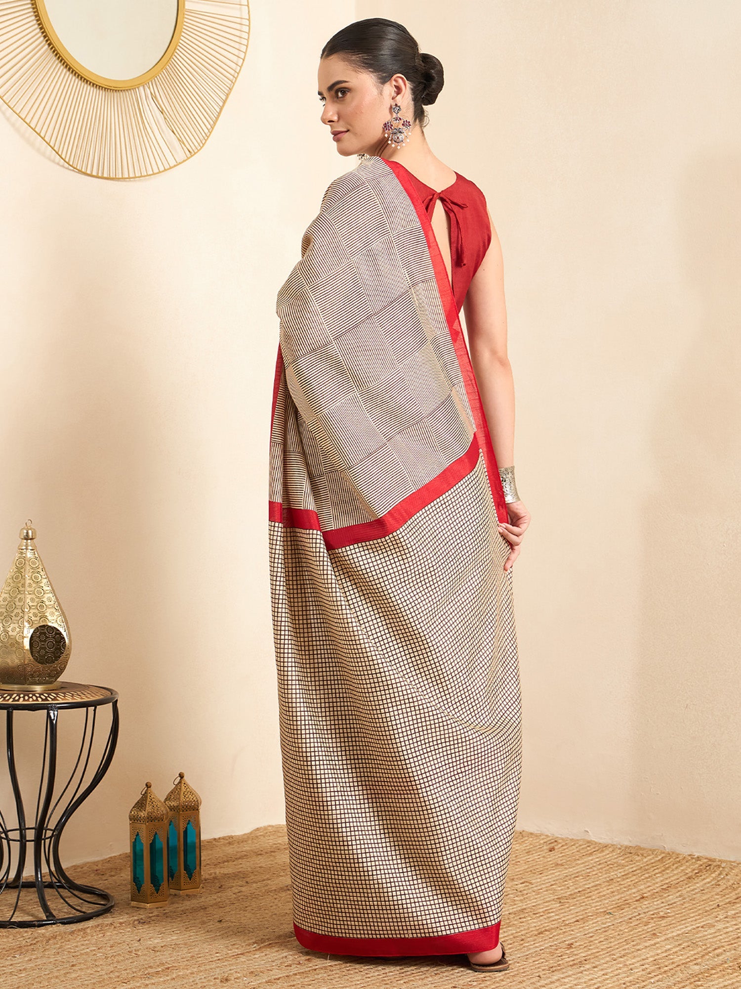 Beige Bhagalpuri Checkered Pattern Saree - Ressa