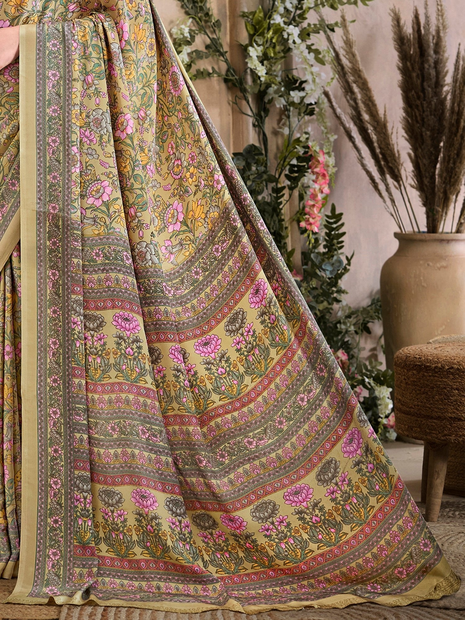 Beige Crepe printed Saree - Ressa