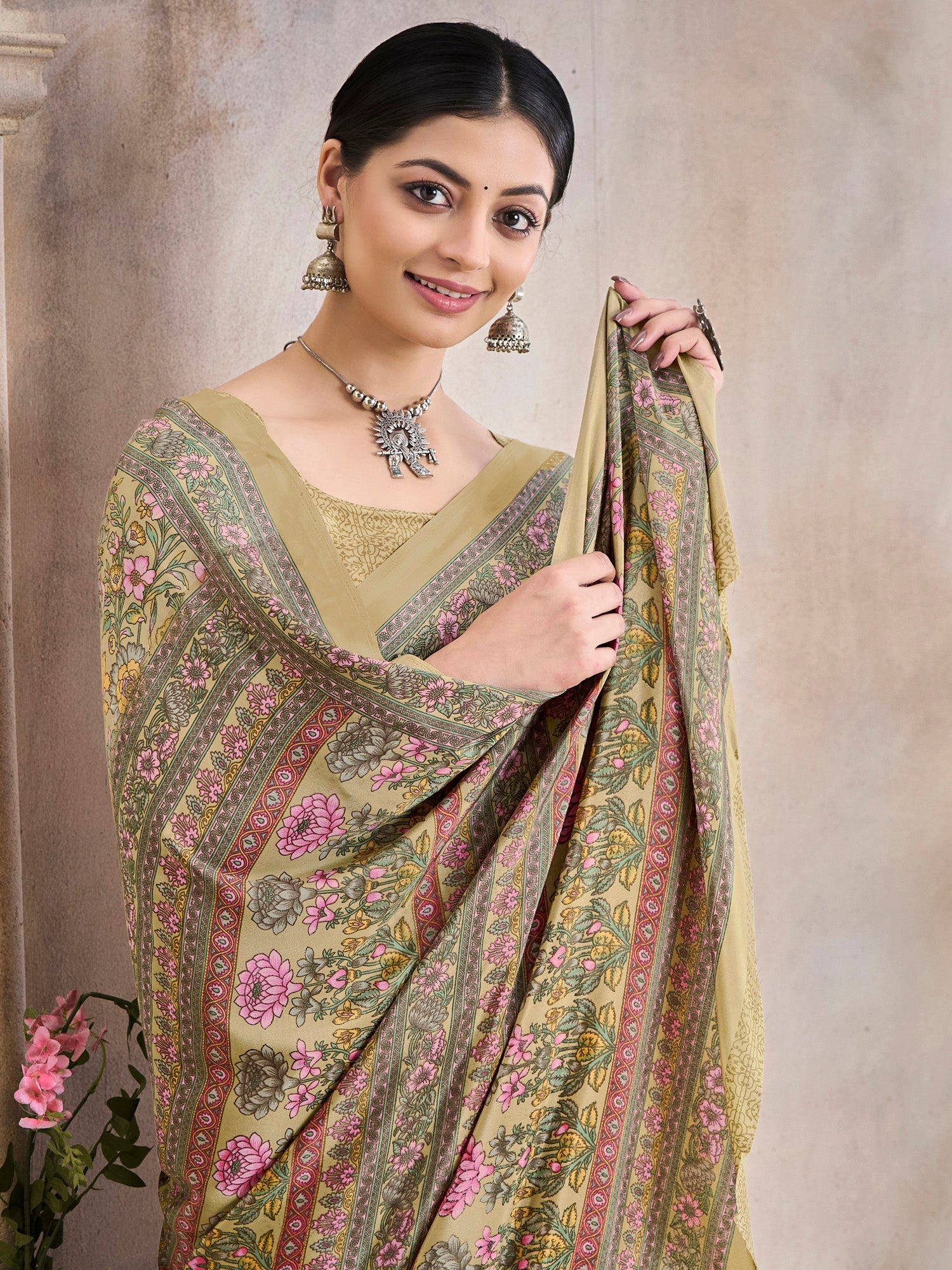 Beige Crepe printed Saree - Ressa