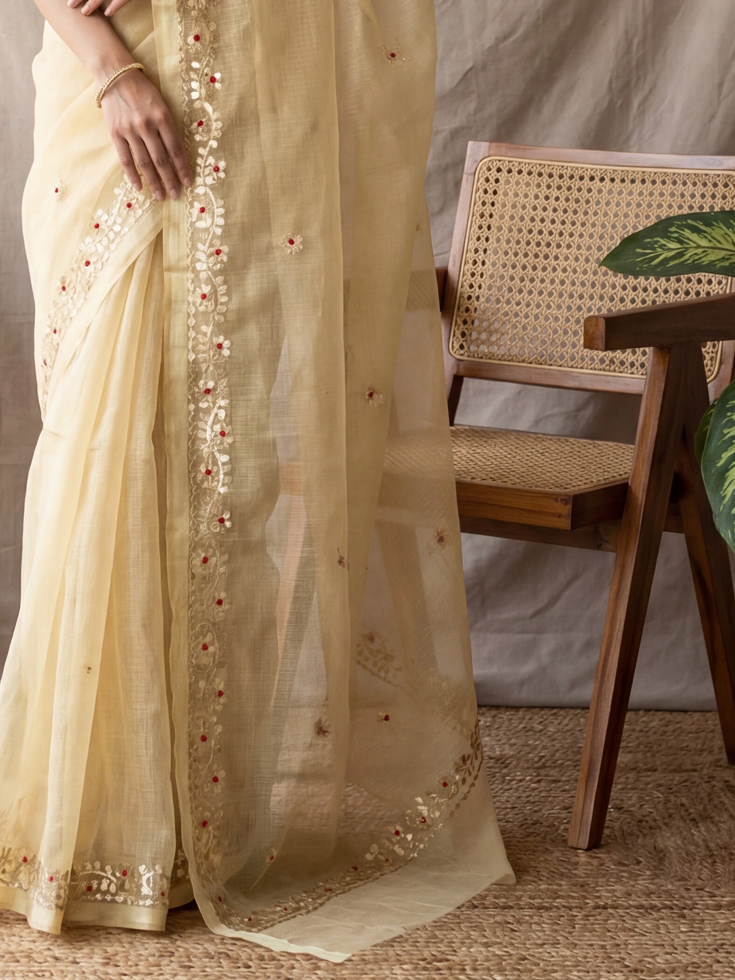 Beige Floral Organza Saree Rust Orange Chiffon Saree - Ressa