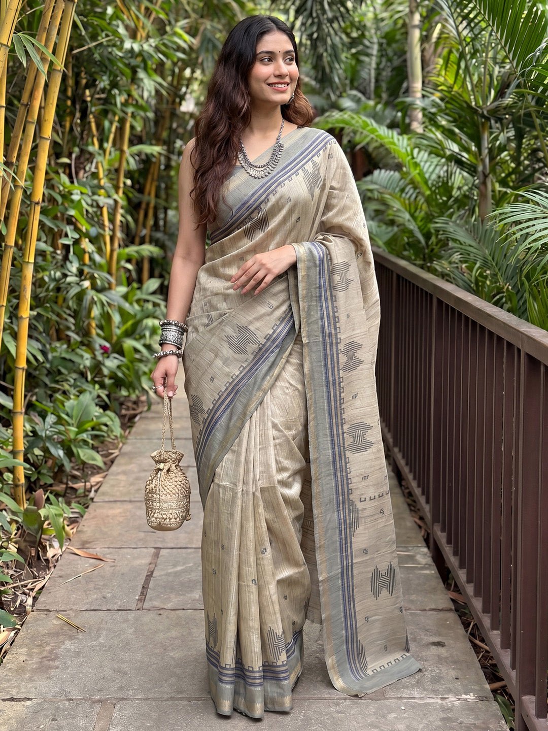 Beige & Grey Tussar Silk Sare - Ressa