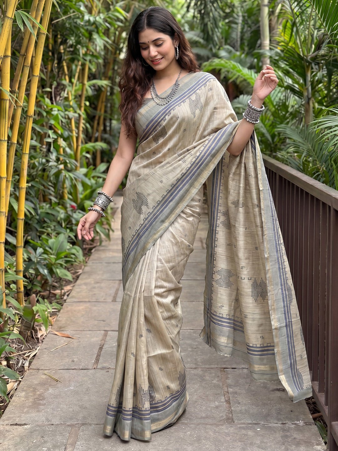 Beige & Grey Tussar Silk Sare - Ressa
