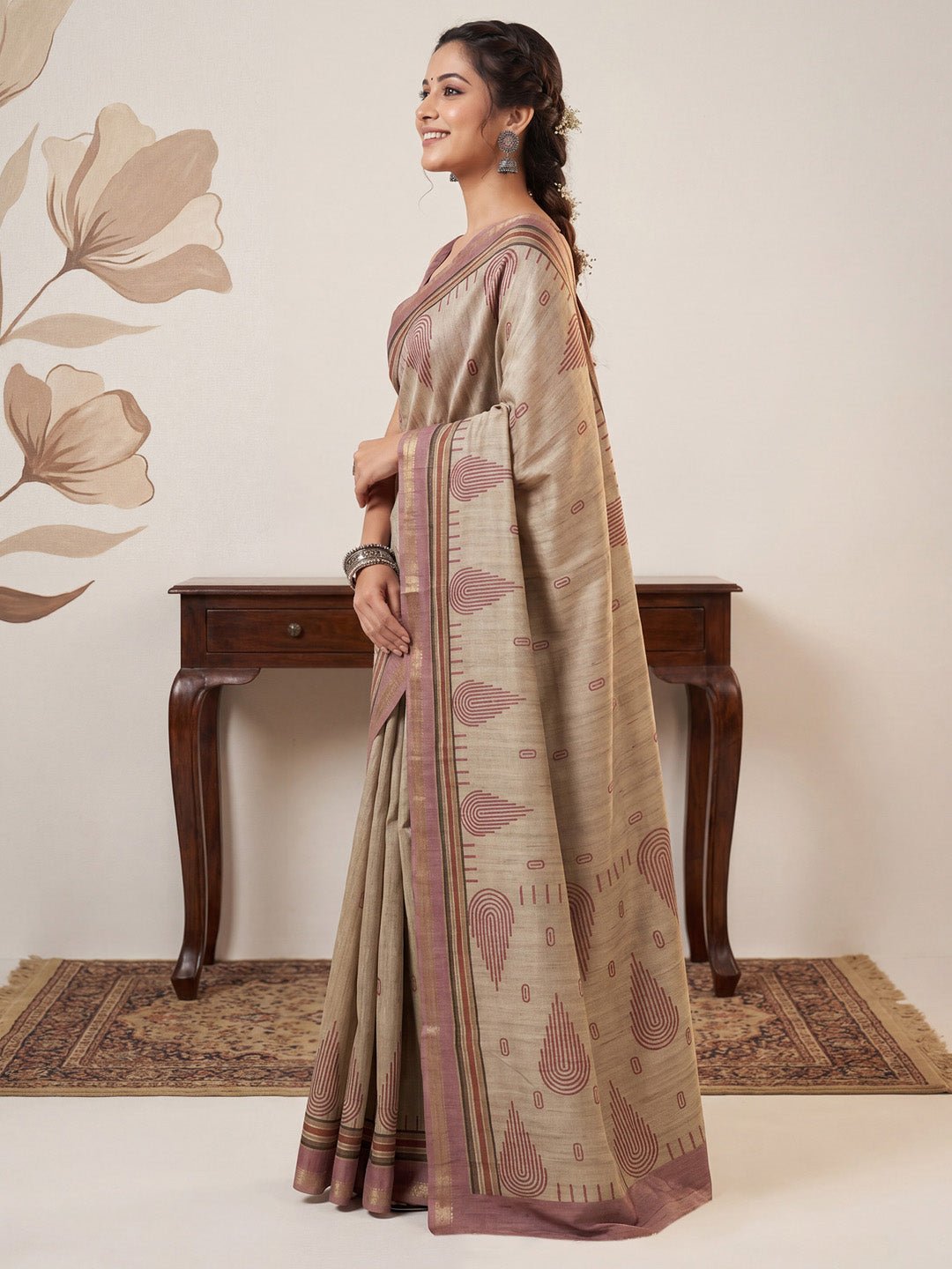 Beige & Mauve Tussar Silk Saree - Ressa
