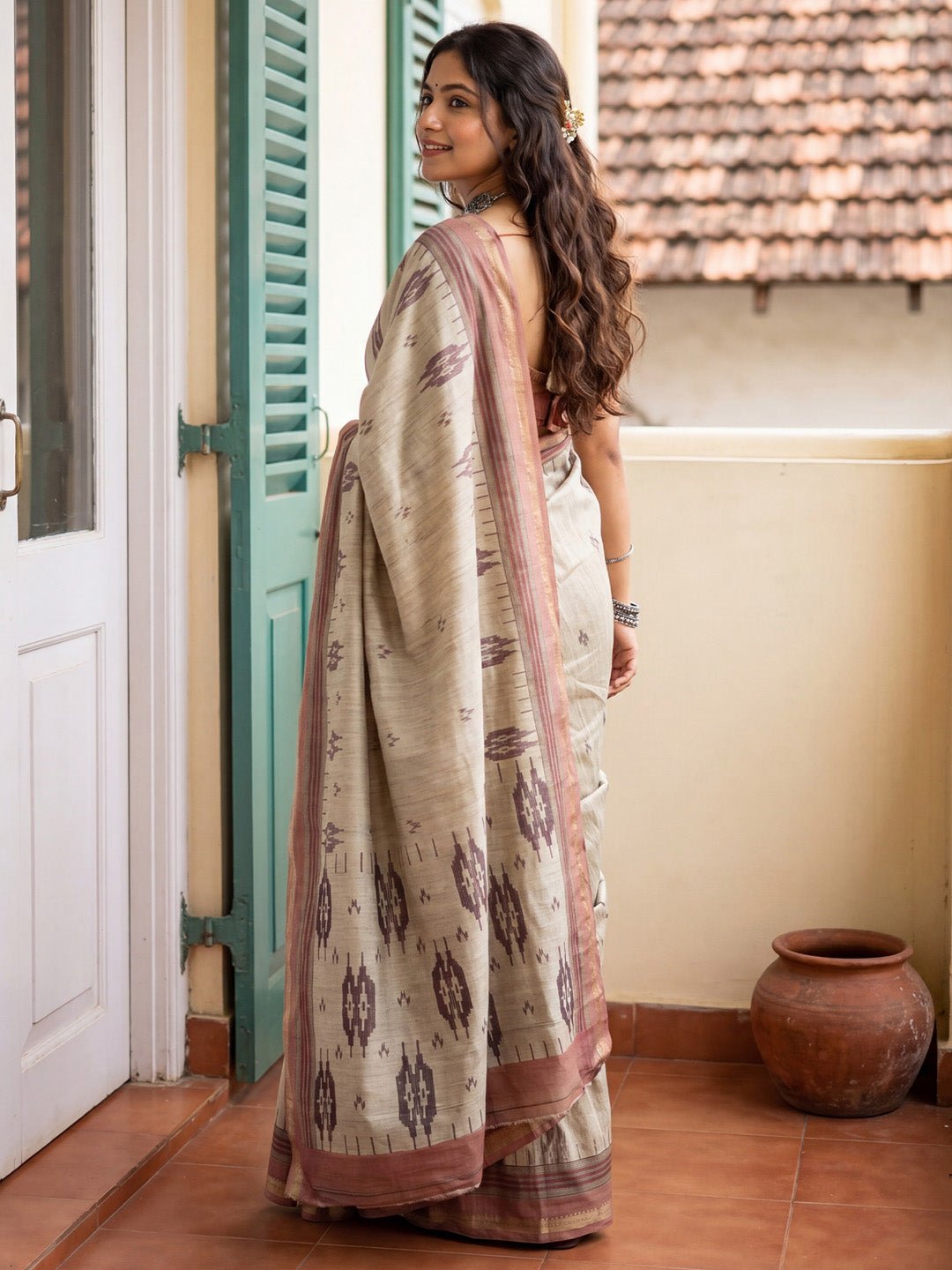 Beige & Peach Tussar Silk Print Saree - Ressa