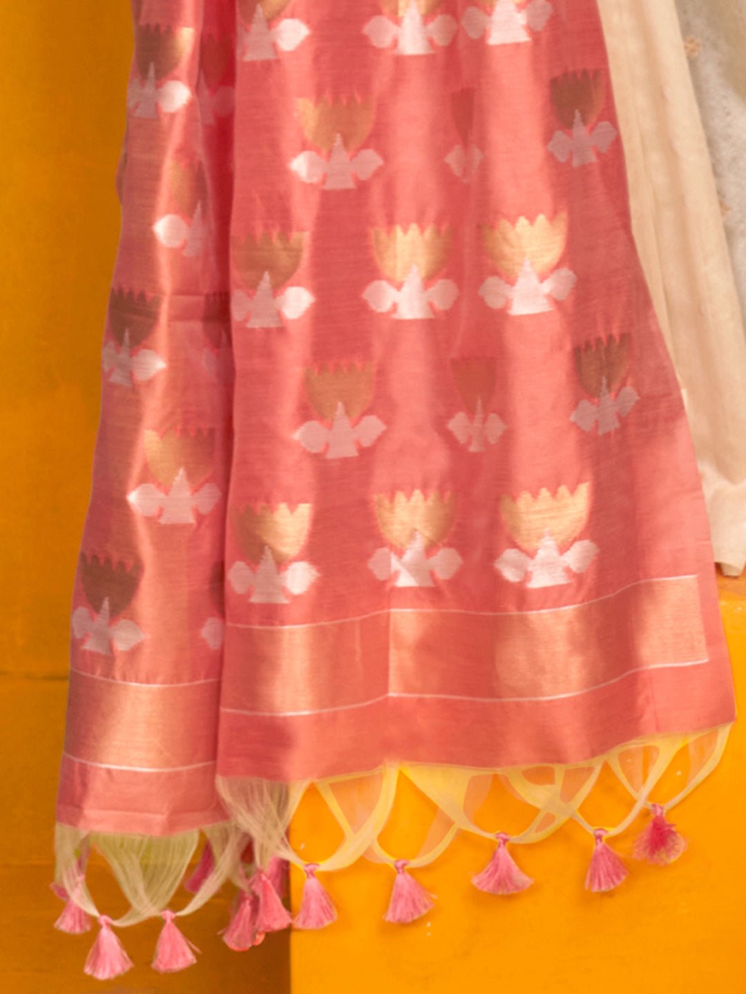Beige Tussar Silk Zari Weaving Saree - Ressa