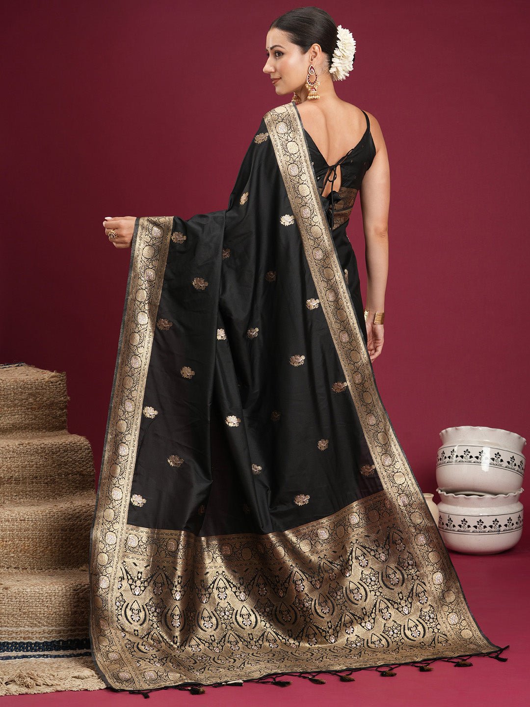 Black Banarasi Silk Saree - Ressa