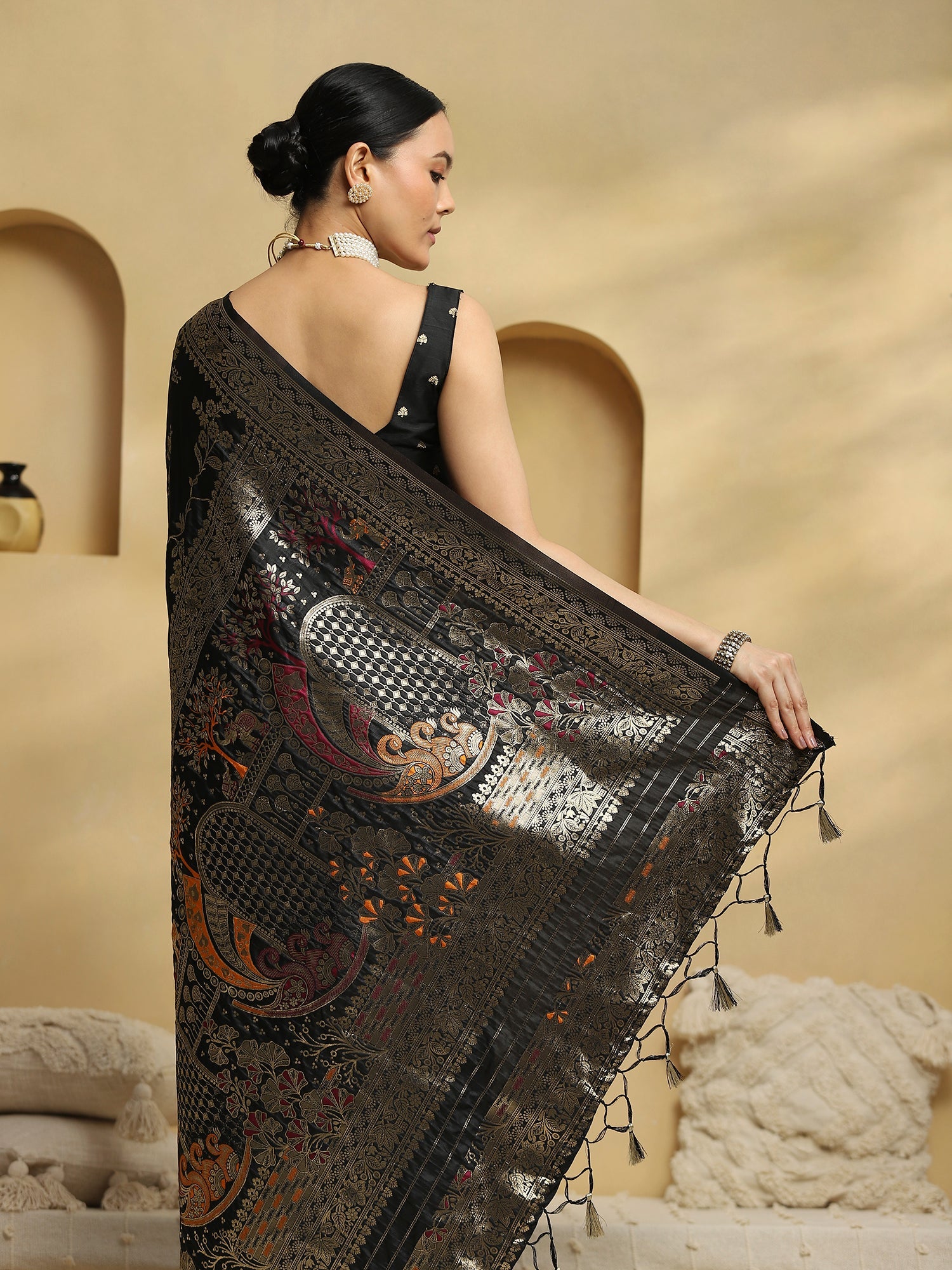 Black Banarasi Silk Saree - Ressa