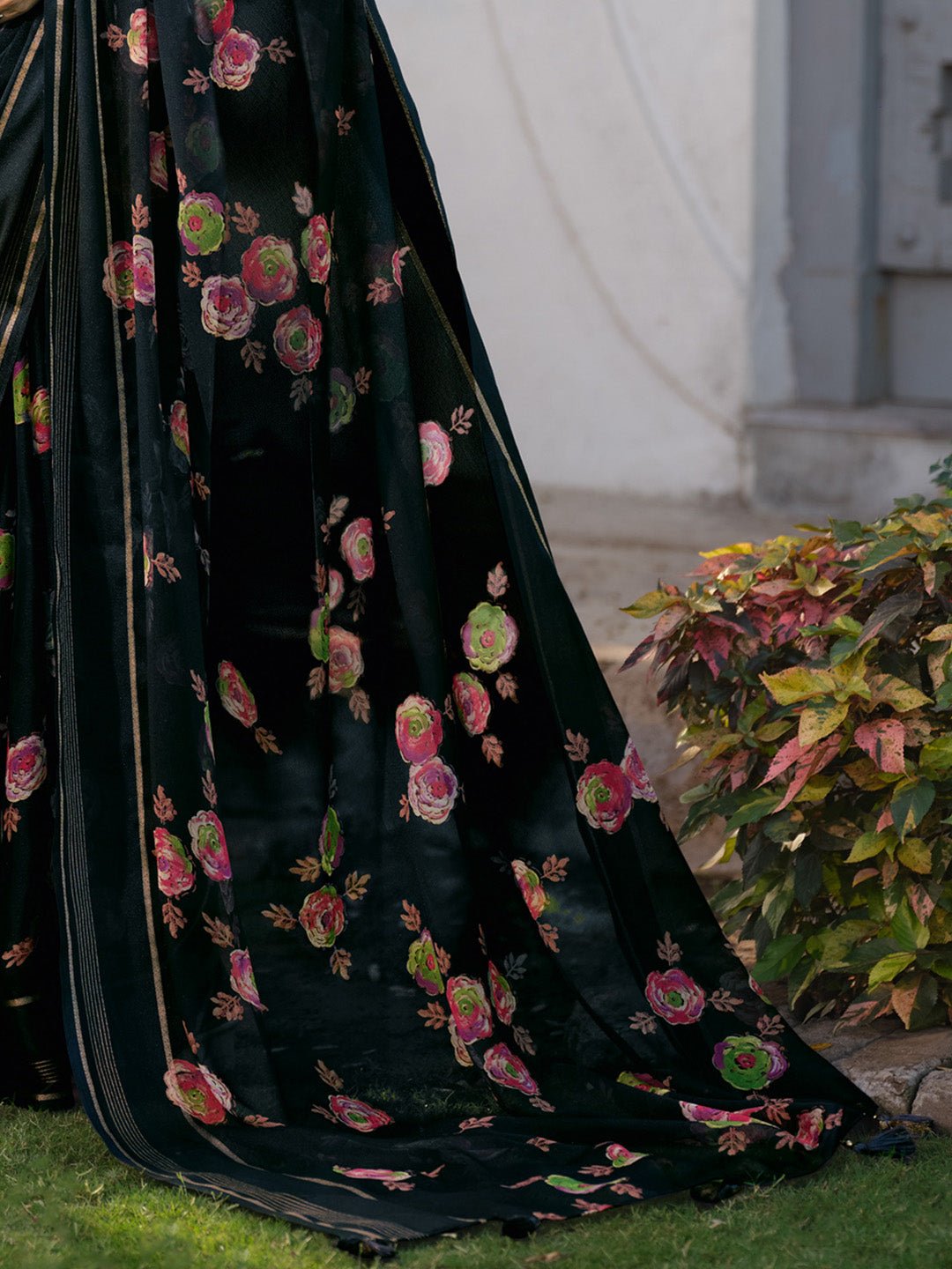 Black Chiffon Floral Print Traditional Motif Saree - Ressa