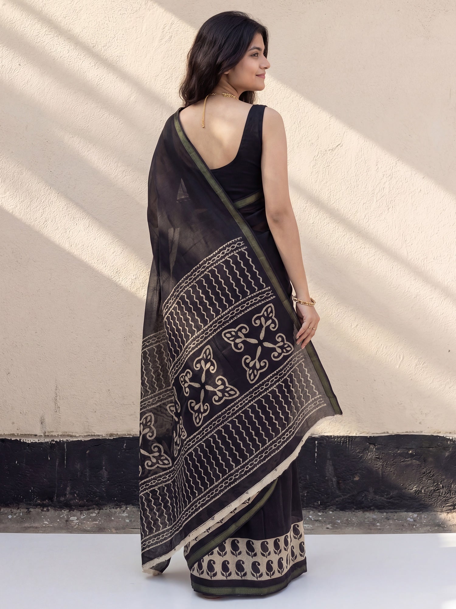 Black Cotton Blend Saree - Ressa