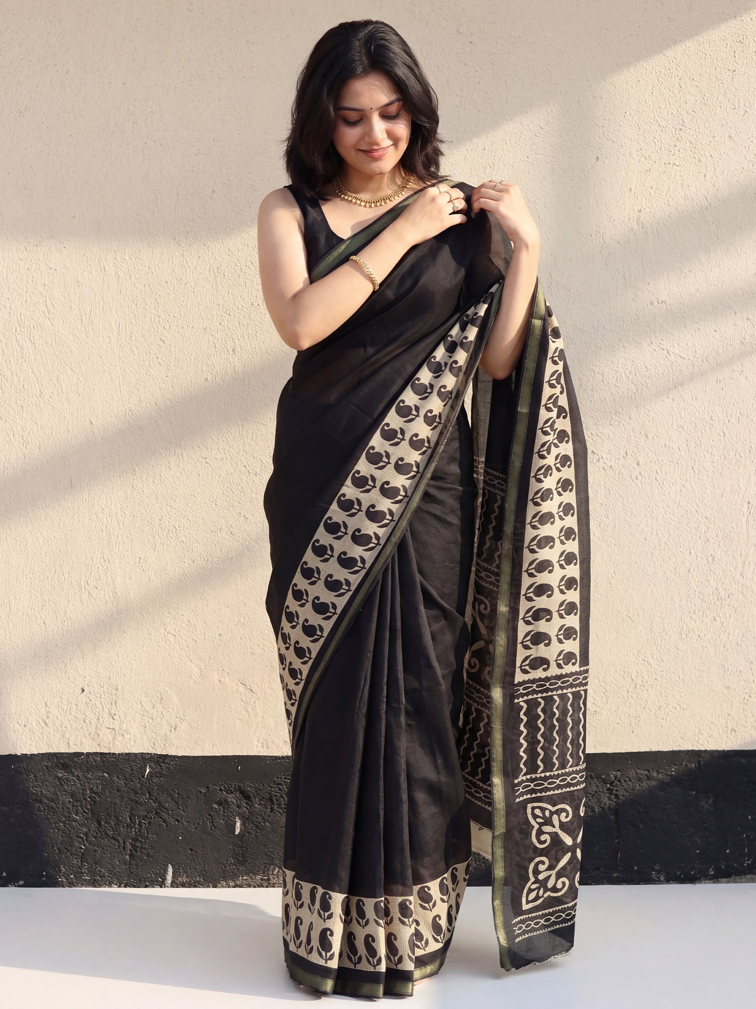 Black Cotton Blend Saree - Ressa