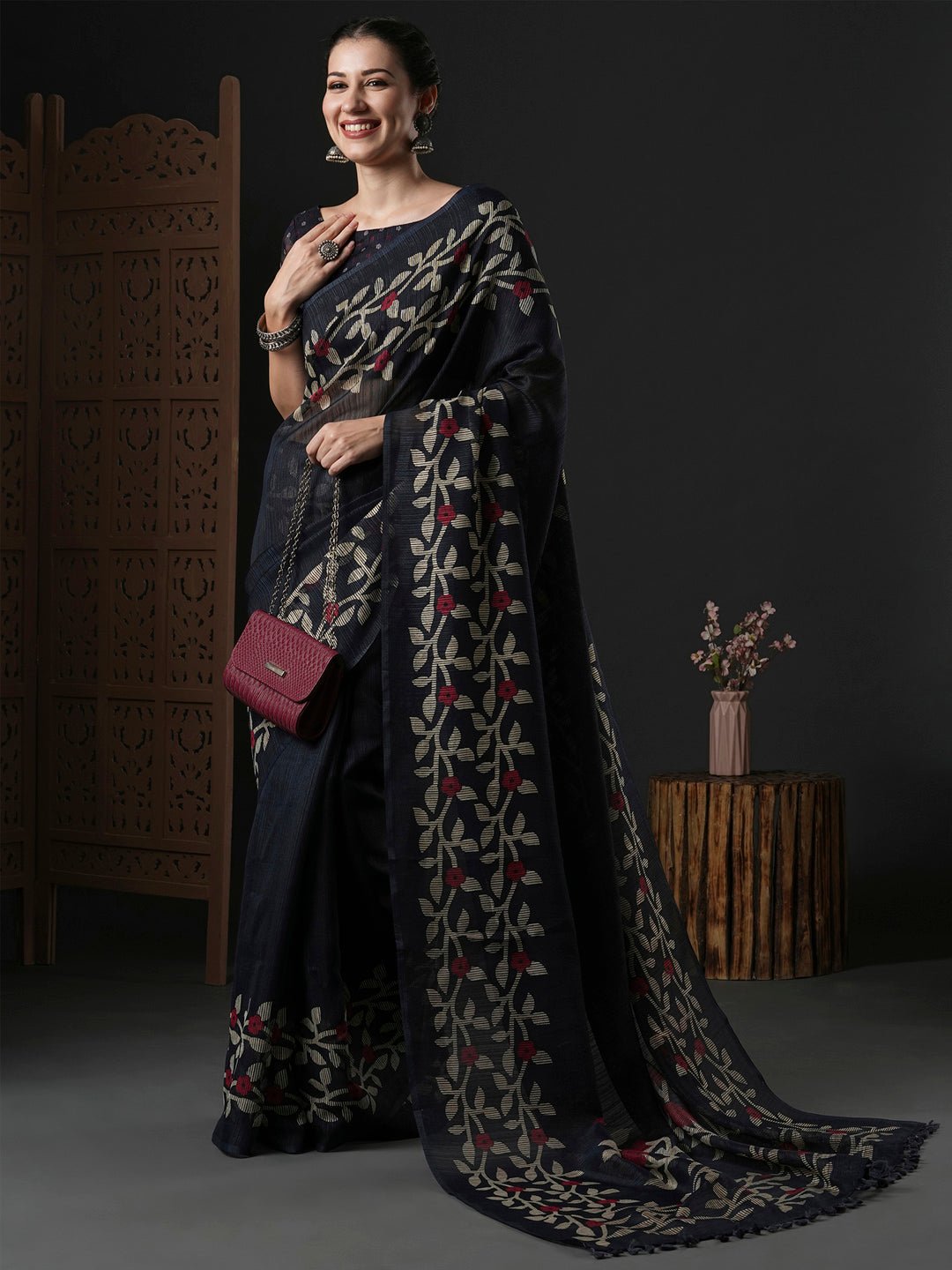 Black Cotton Slub Foral Printed Saree - Ressa
