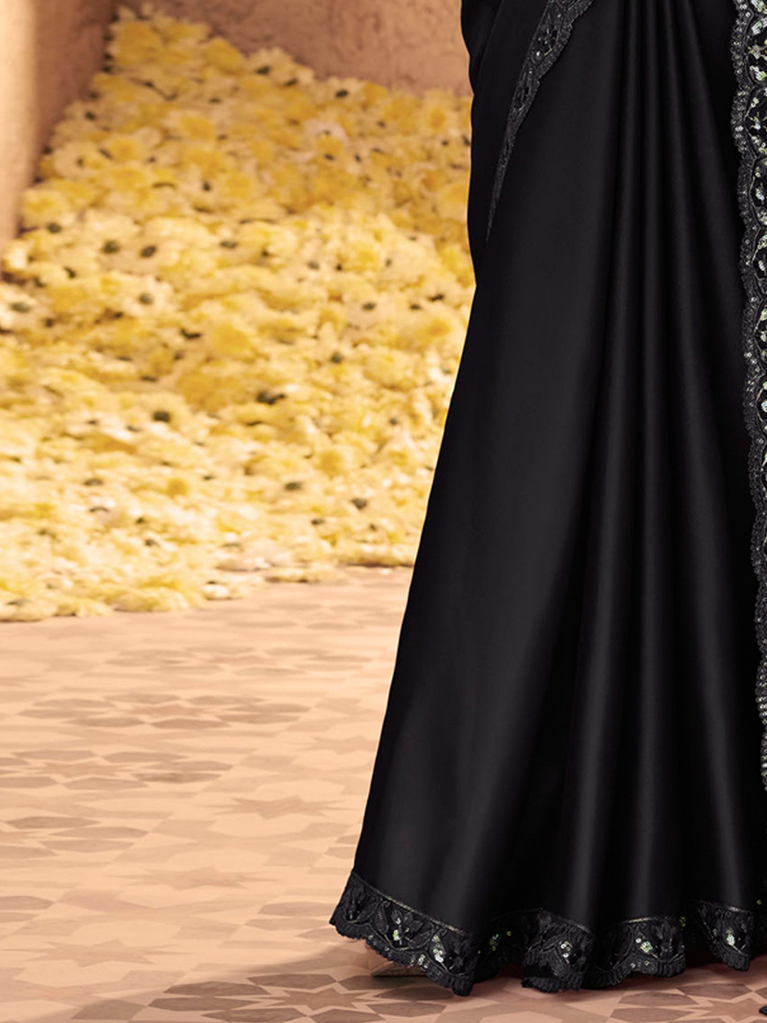 Black : Georgette Tone-on-Tone Embroidery Saree - Ressa