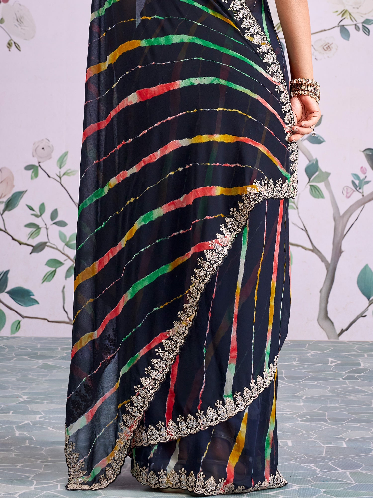 Black Leheriya Georgette Saree with Embroidered Border - Ressa