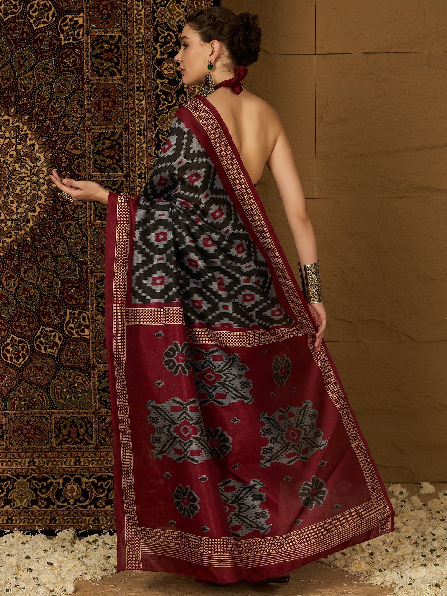 Black & Maroon Ikkat Print Saree - Ressa