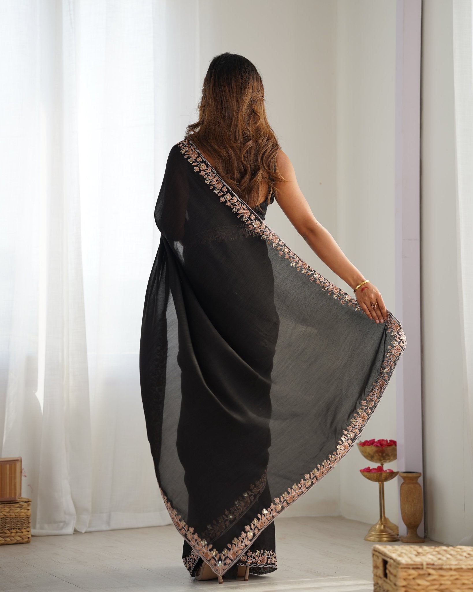 Black Vichitra Silk Saree - Ressa