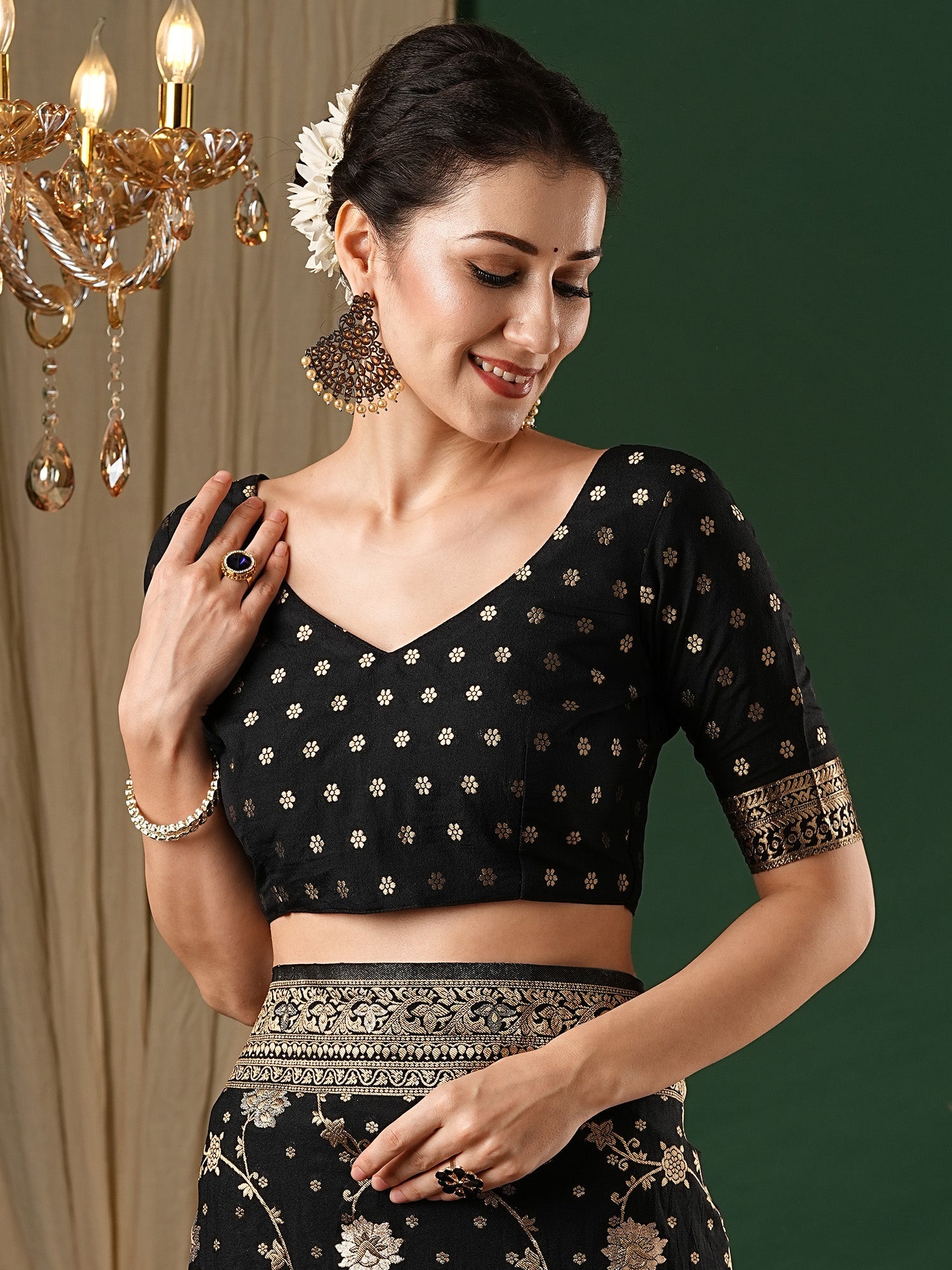 Black Zari Floral Silk Saree with Zari Border - Ressa