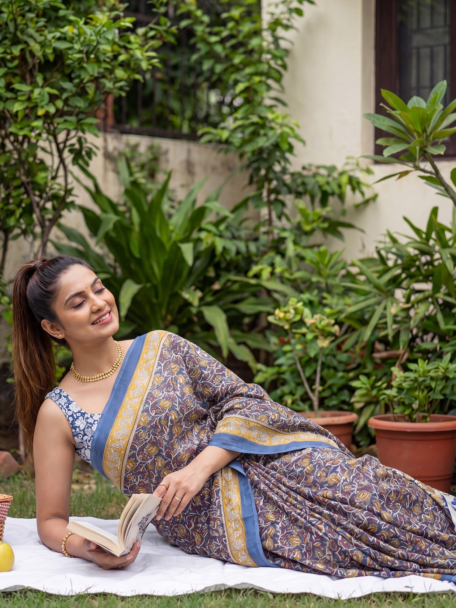 Blue & yellow Saree Kalamkari Print Saree - Ressa