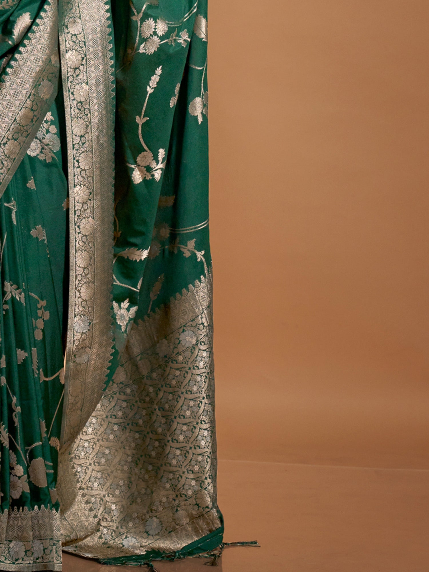 Bottle Green Banarasi Silk Gold Zari Woven Floral Jaal Blouse Saree - Ressa