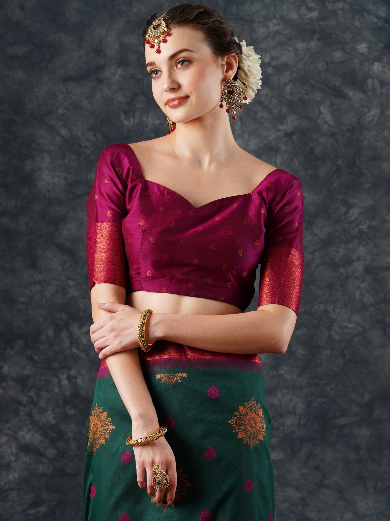 Bottle Green Kanjivaram Silk Saree with Magenta Zari Border - Ressa