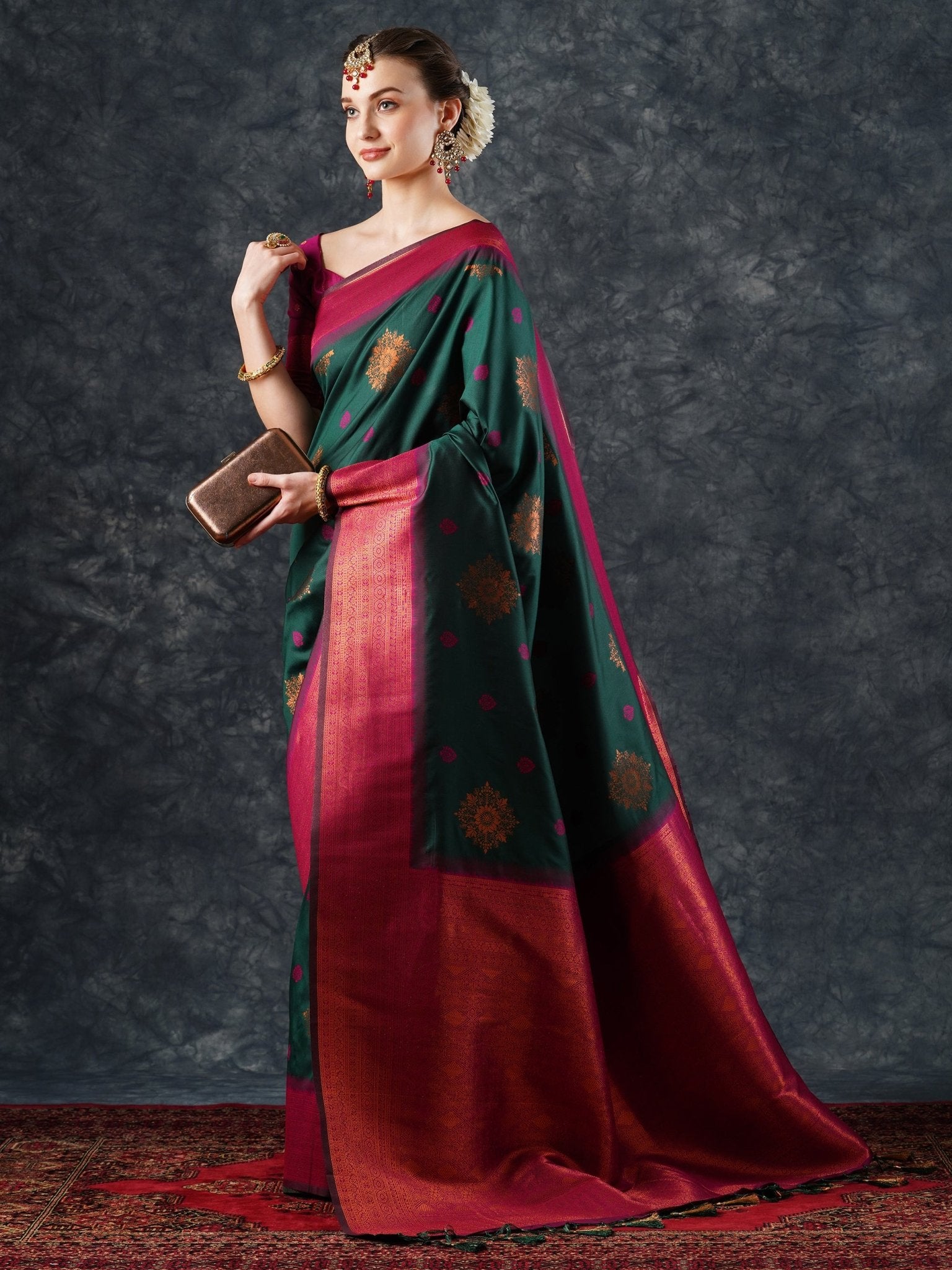Bottle Green Kanjivaram Silk Saree with Magenta Zari Border - Ressa