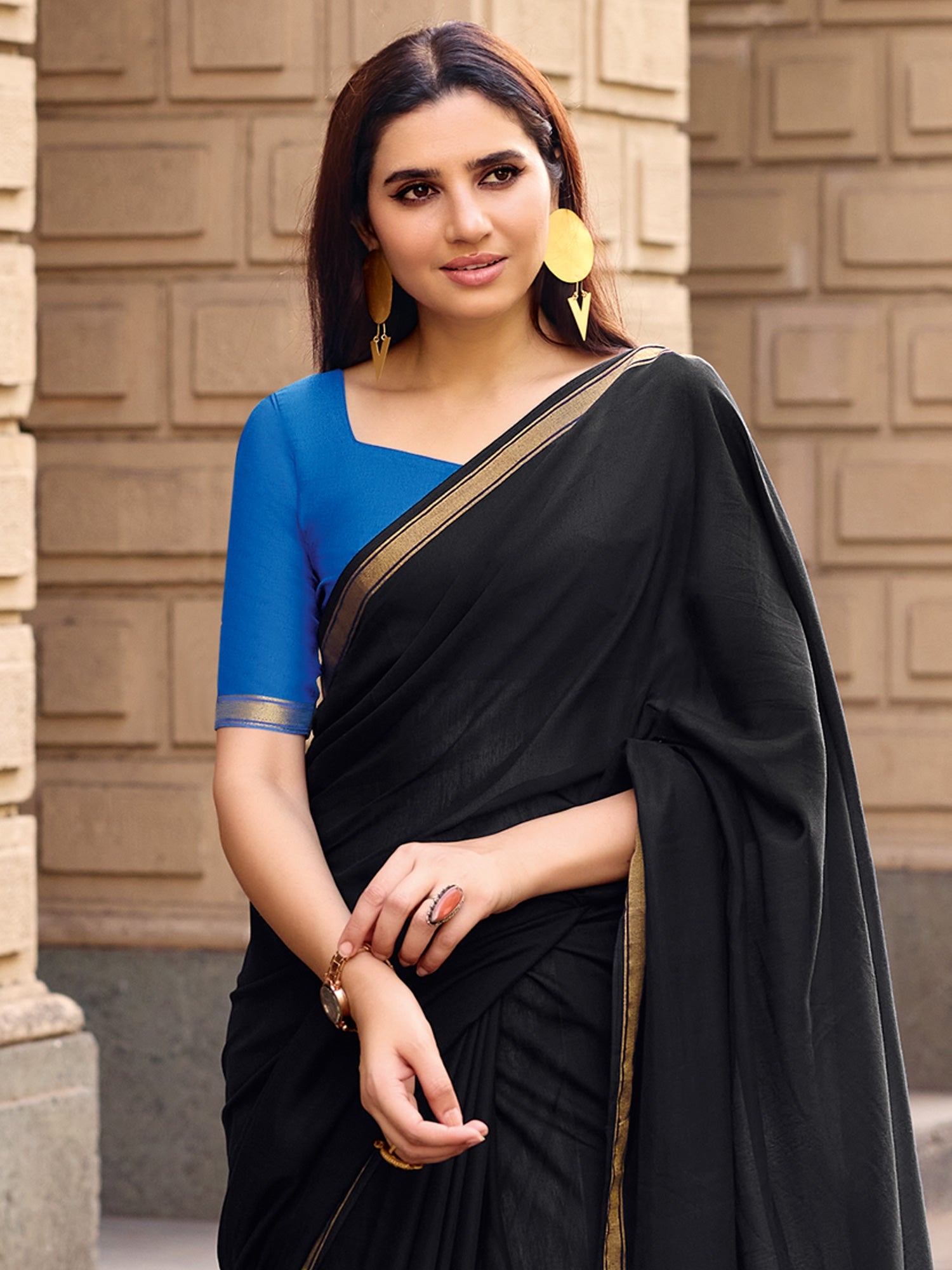 Charcoal Black Paisley Border Saree - Ressa