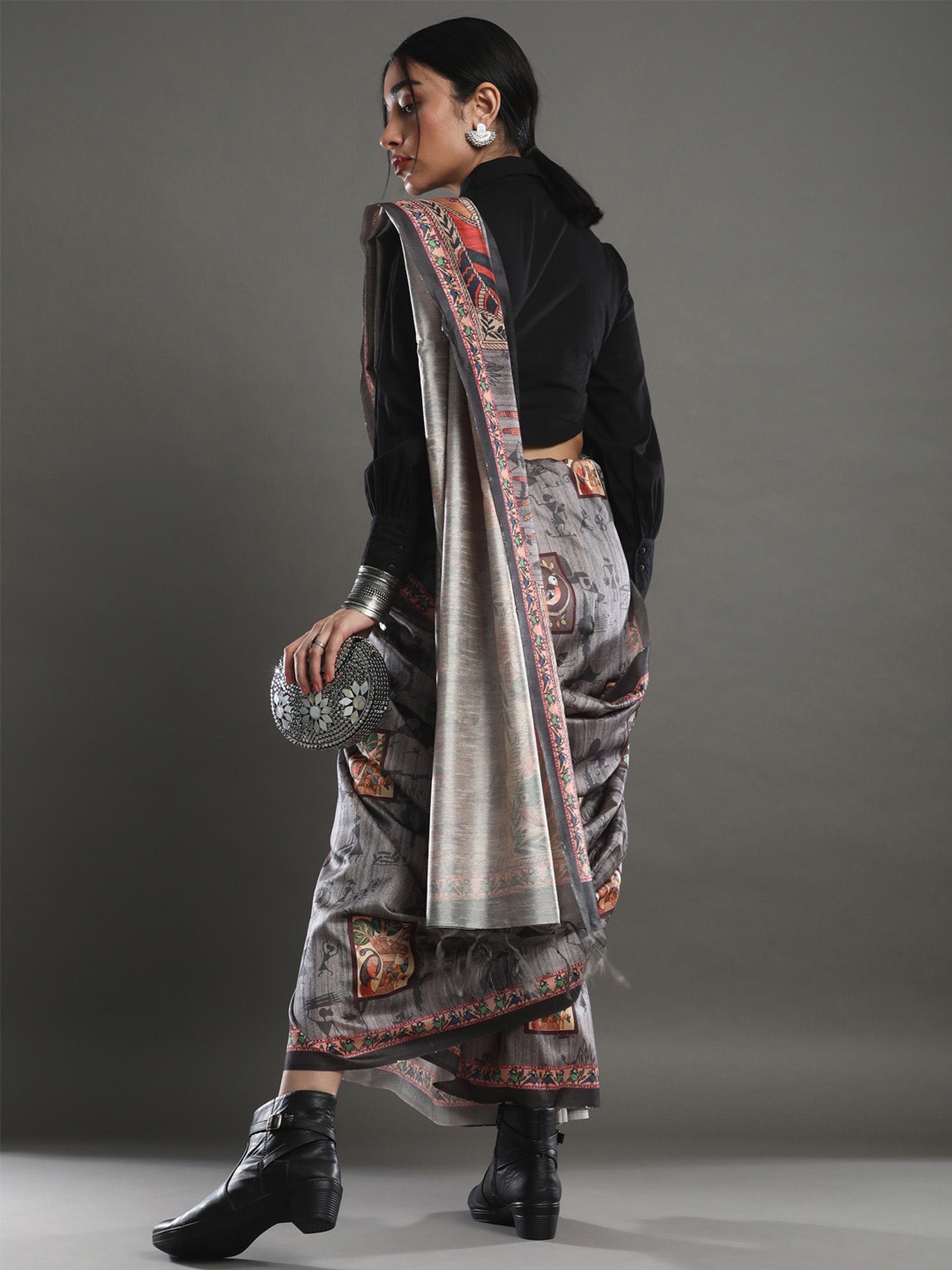Charcoal Grey Kalamkari Printed Saree - Ressa