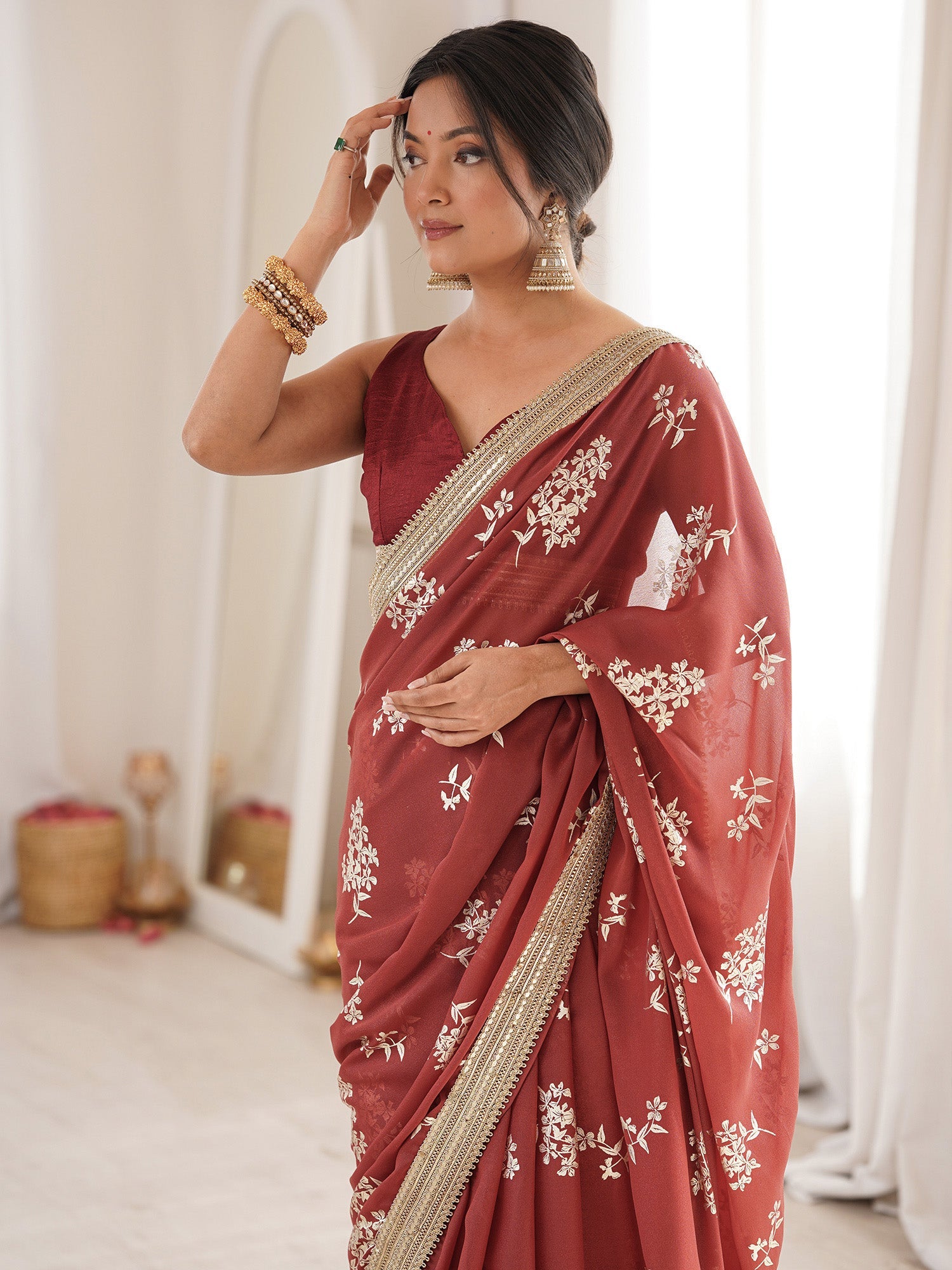 Clay Red Georgette Woven Silk Blend Gold Zari Floral Buti Saree - Ressa