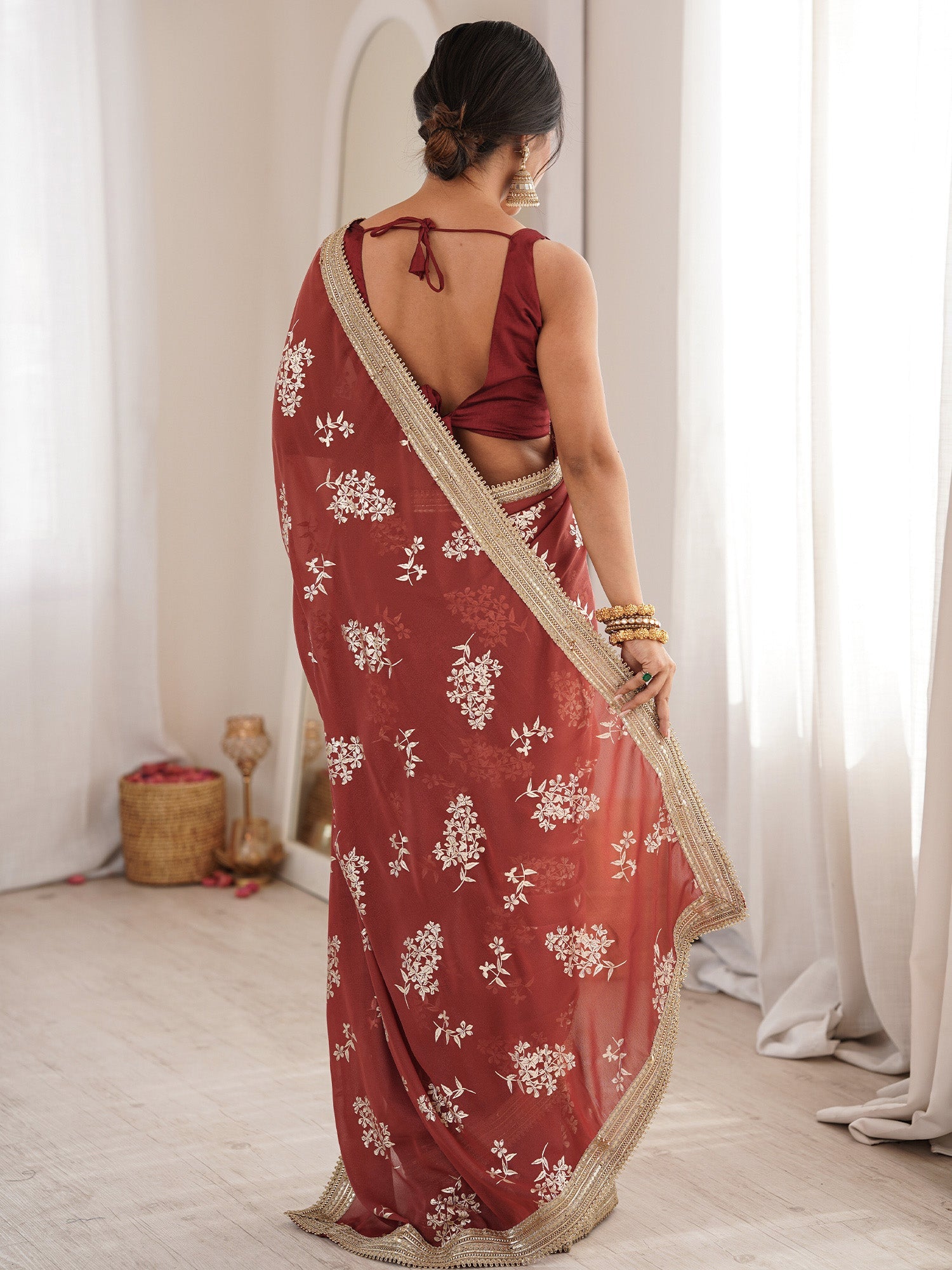Clay Red Georgette Woven Silk Blend Gold Zari Floral Buti Saree - Ressa