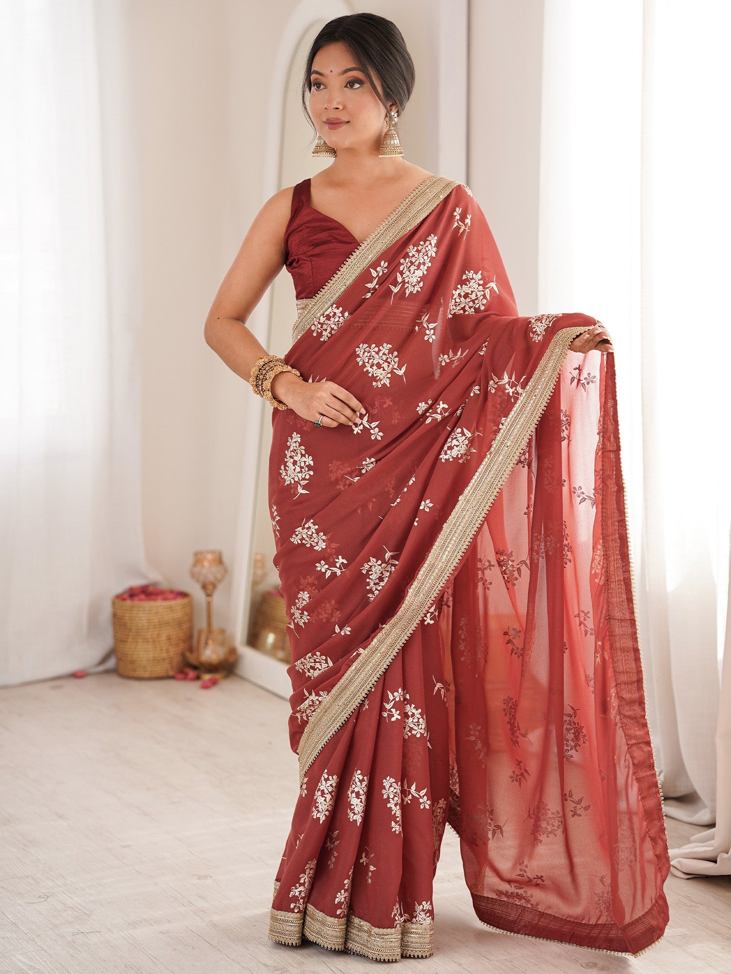 Clay Red Georgette Woven Silk Blend Gold Zari Floral Buti Saree - Ressa
