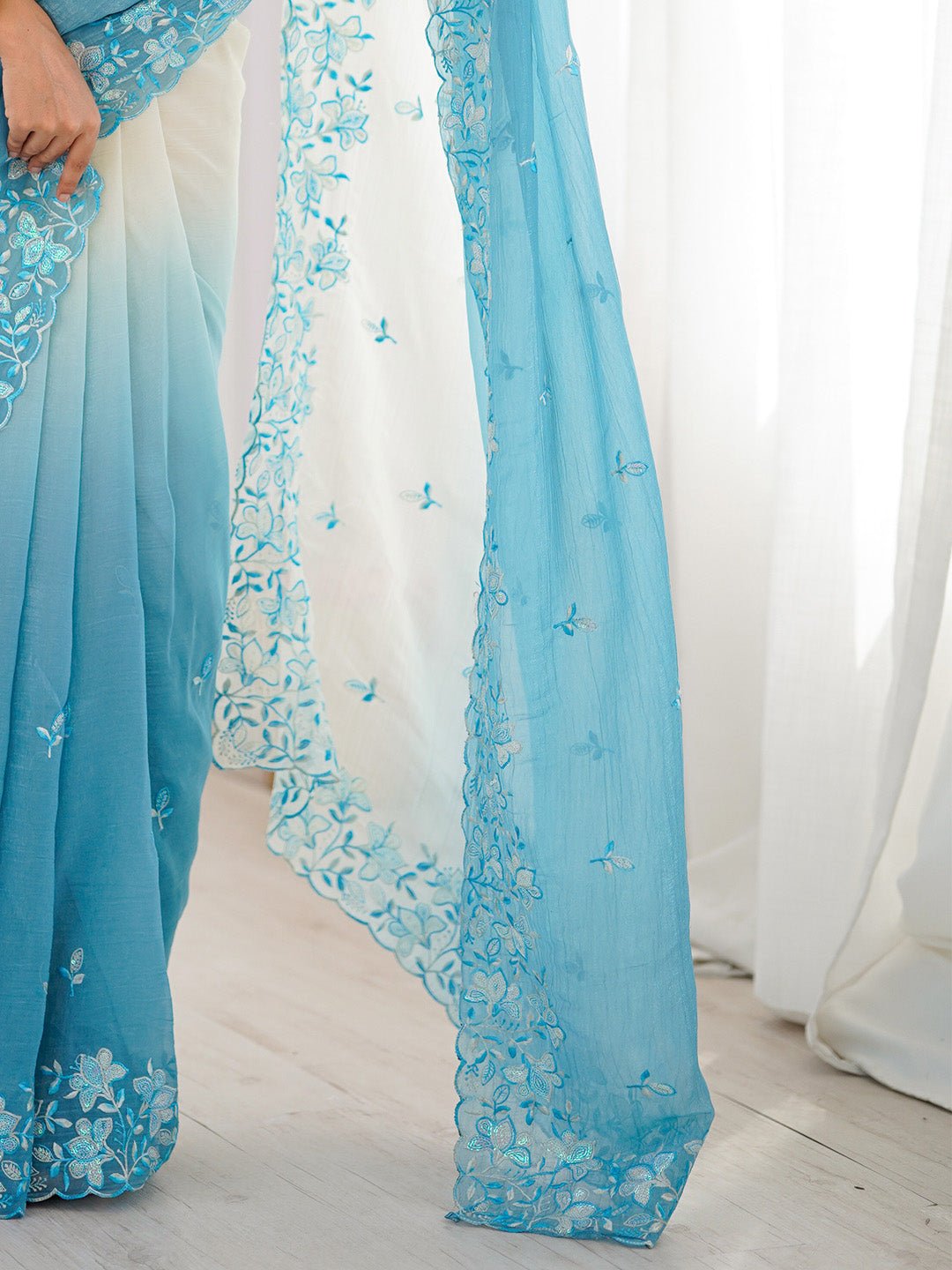 Cloud White & Sky Blue Ombre chiffon Saree - Ressa