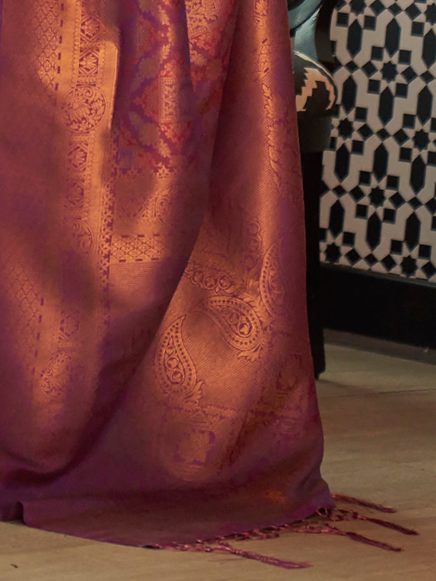 Copper Jari Woven Kanjivaram Saree - Ressa