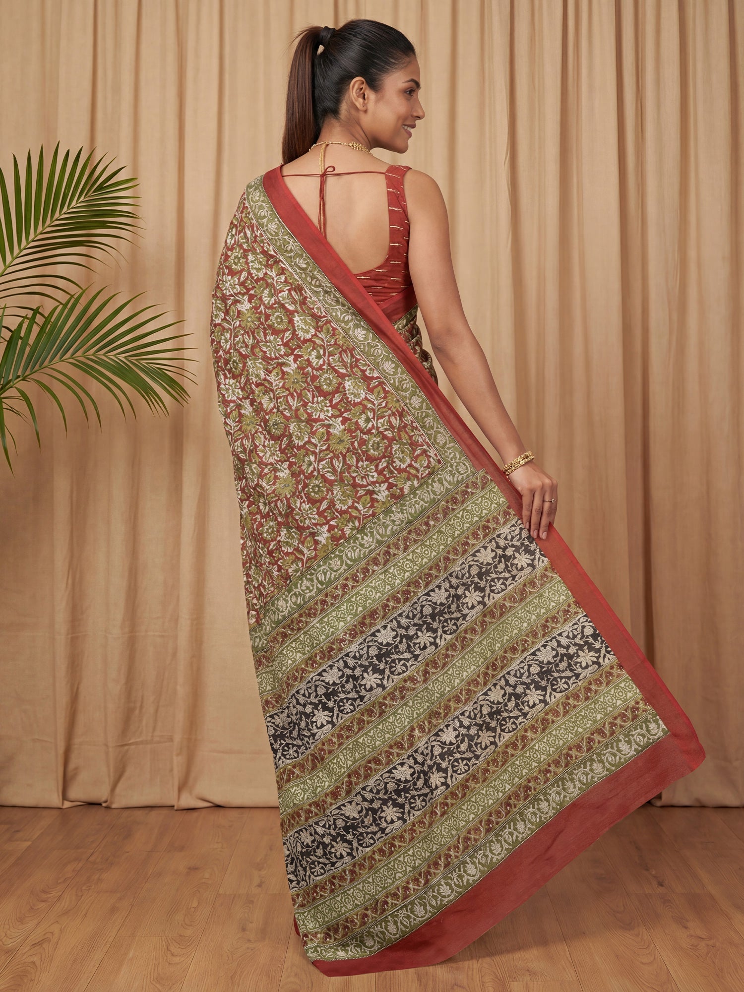 Cotton Mulmul Saree - Ressa
