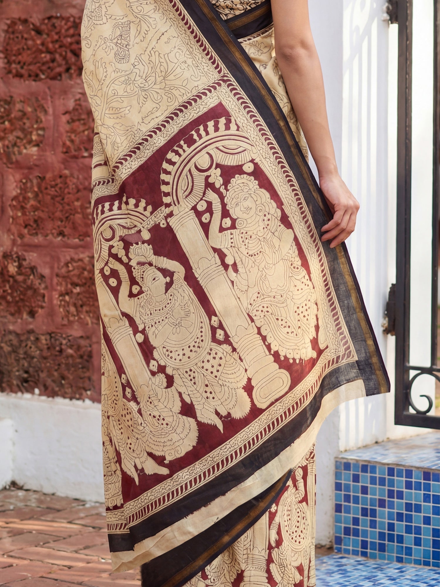 Cream and Charcoal Cotton Blend Saree - Ressa
