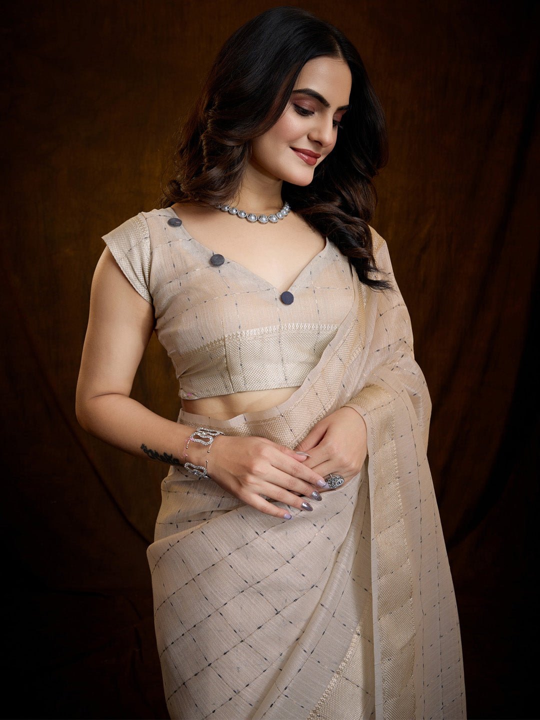 Cream Chanderi Silk Golden Zari Weaving Tassel Detail Blouse Saree - Ressa