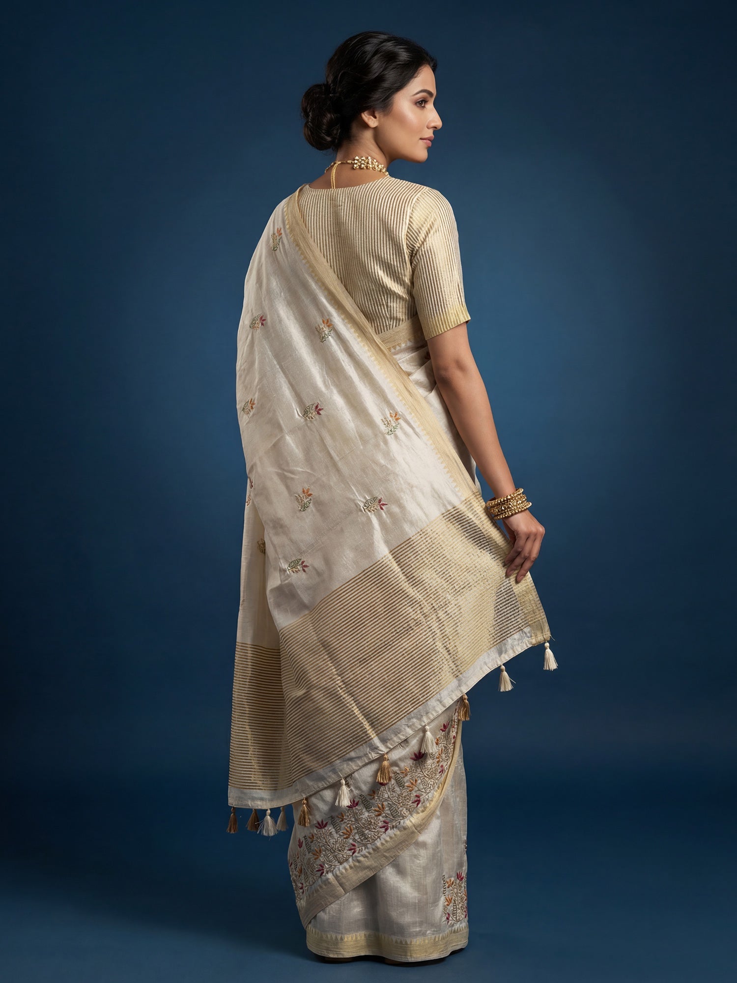 Cream Dola Silk Floral Resham Embroidery Zari Border - Ressa