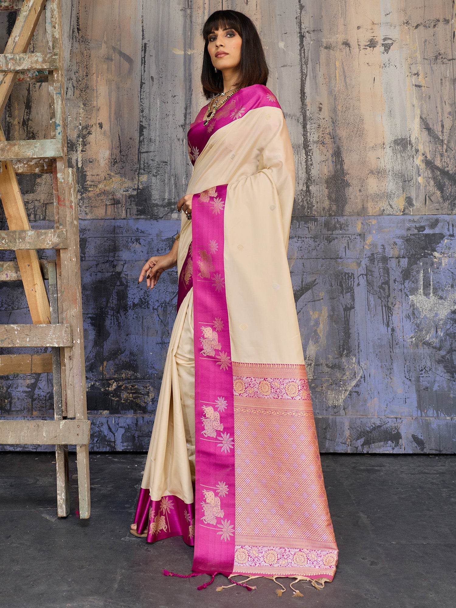 Cream & Pink Banarasi Silk Blend Saree - Ressa
