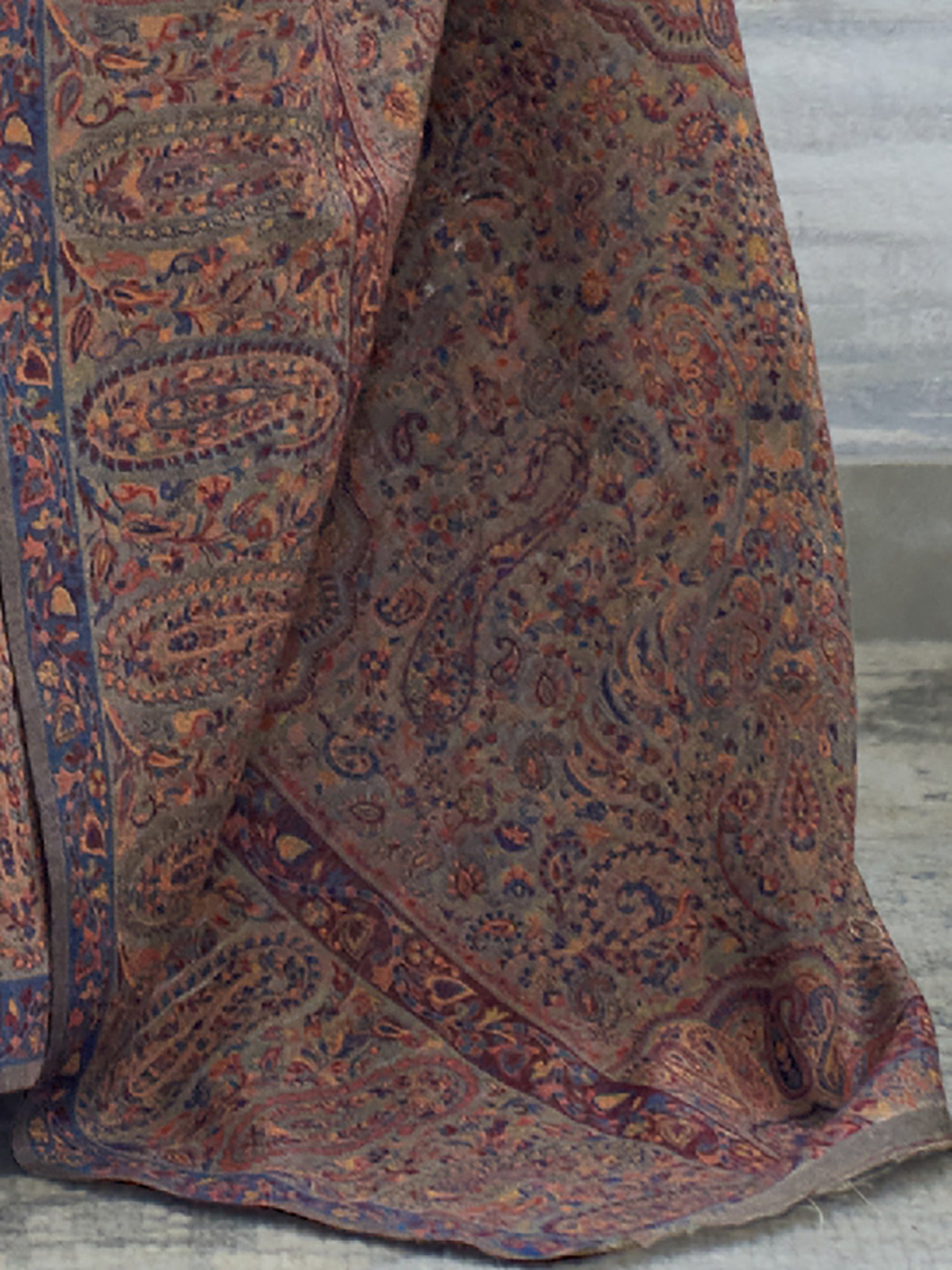 Cream Silk Blend Floral Print Saree - Ressa