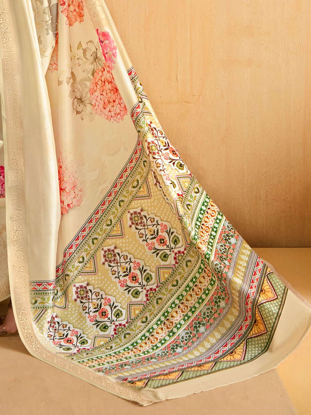 Cream Tussar Silk Blend Botanical Floral Print Zari Border Blouse Saree - Ressa