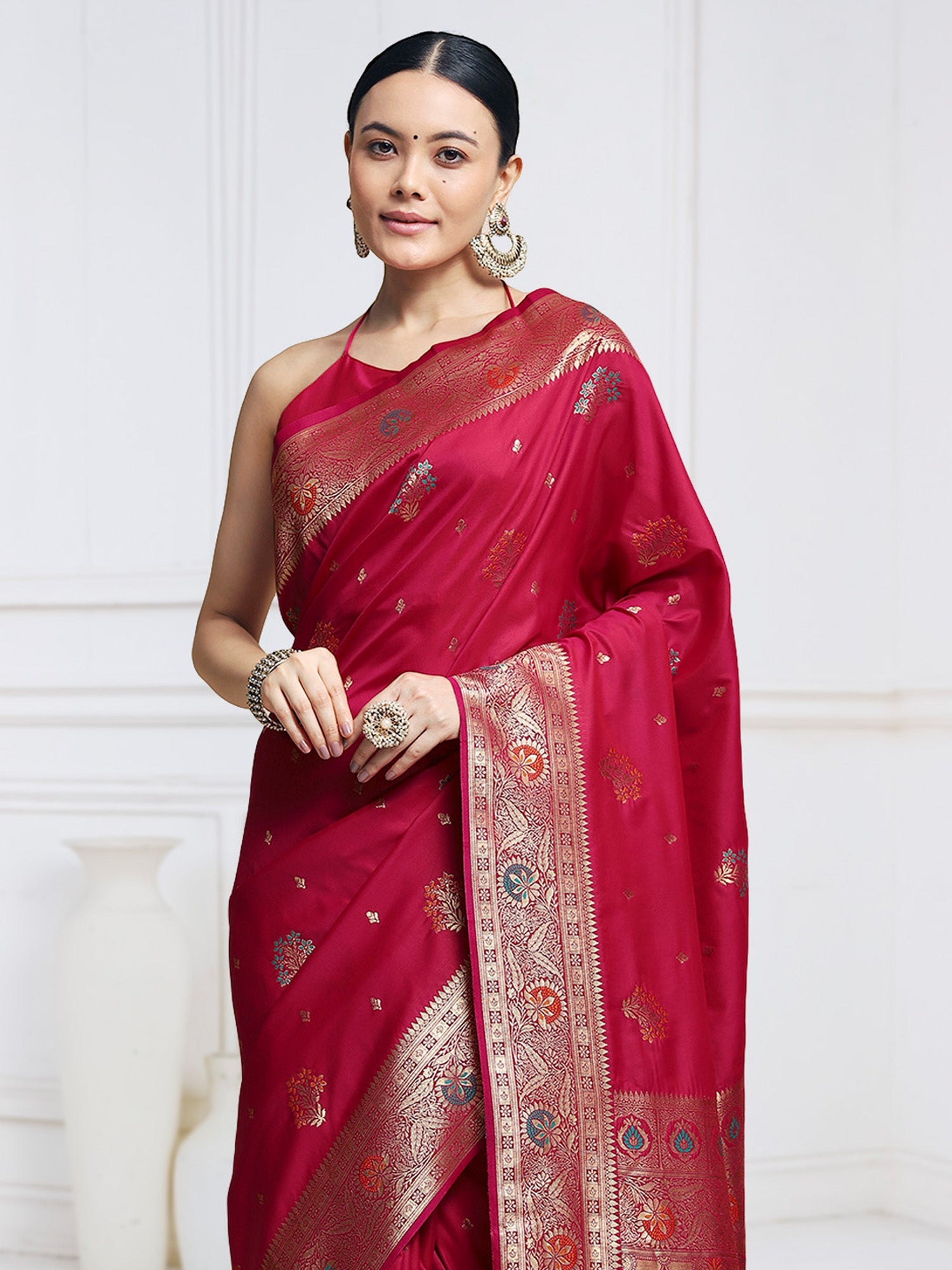 Crimson Silk Banarasi with Meenakari Weave Saree - Ressa