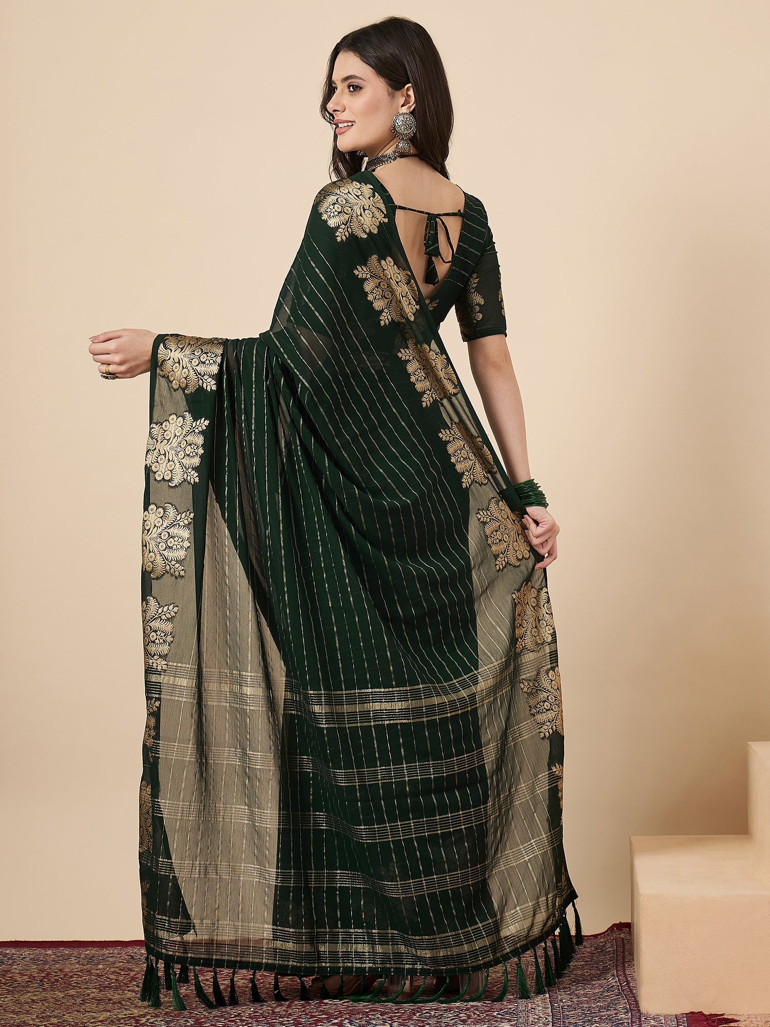 Dark Green Georgette Zari Saree with Banarasi Buta - Ressa