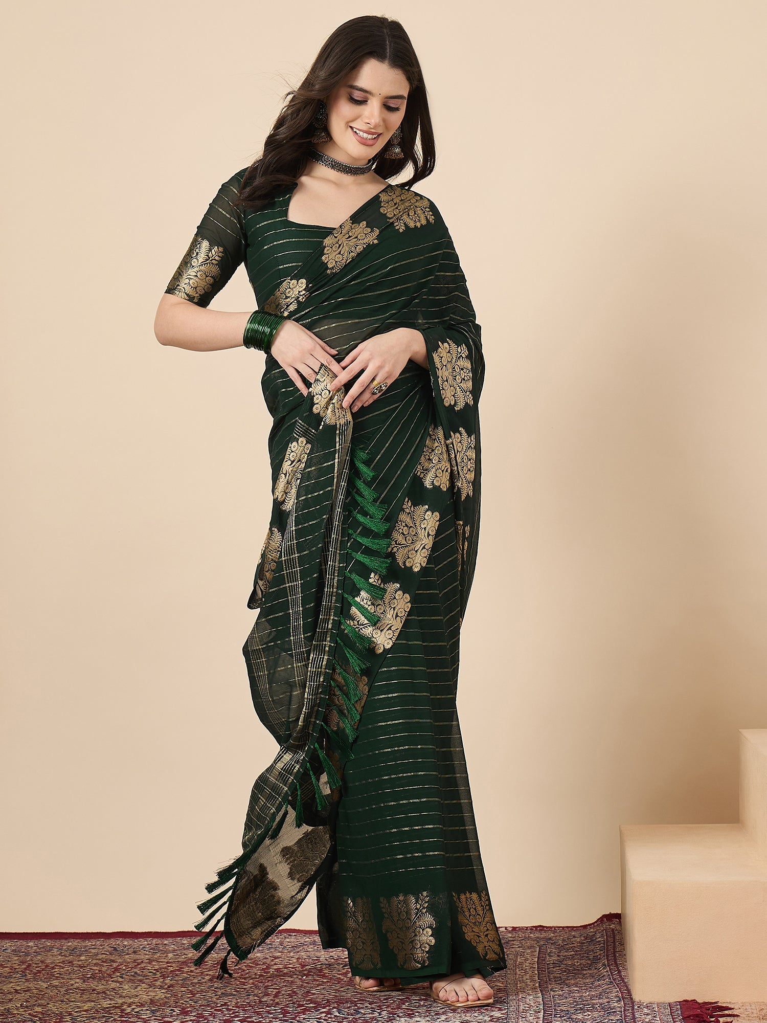 Dark Green Georgette Zari Saree with Banarasi Buta - Ressa