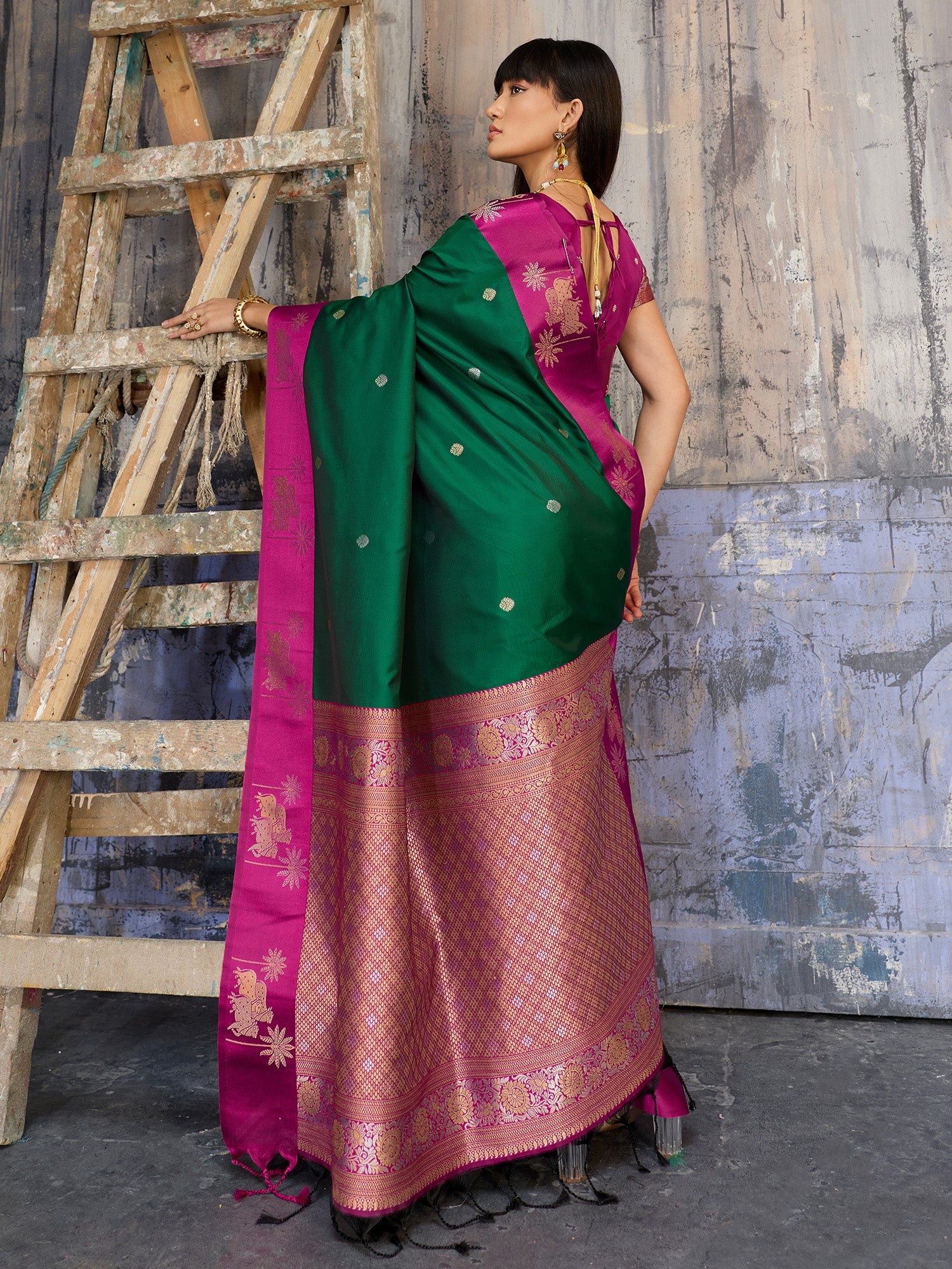 Dark Green & Pink Banarasi Silk Saree - Ressa