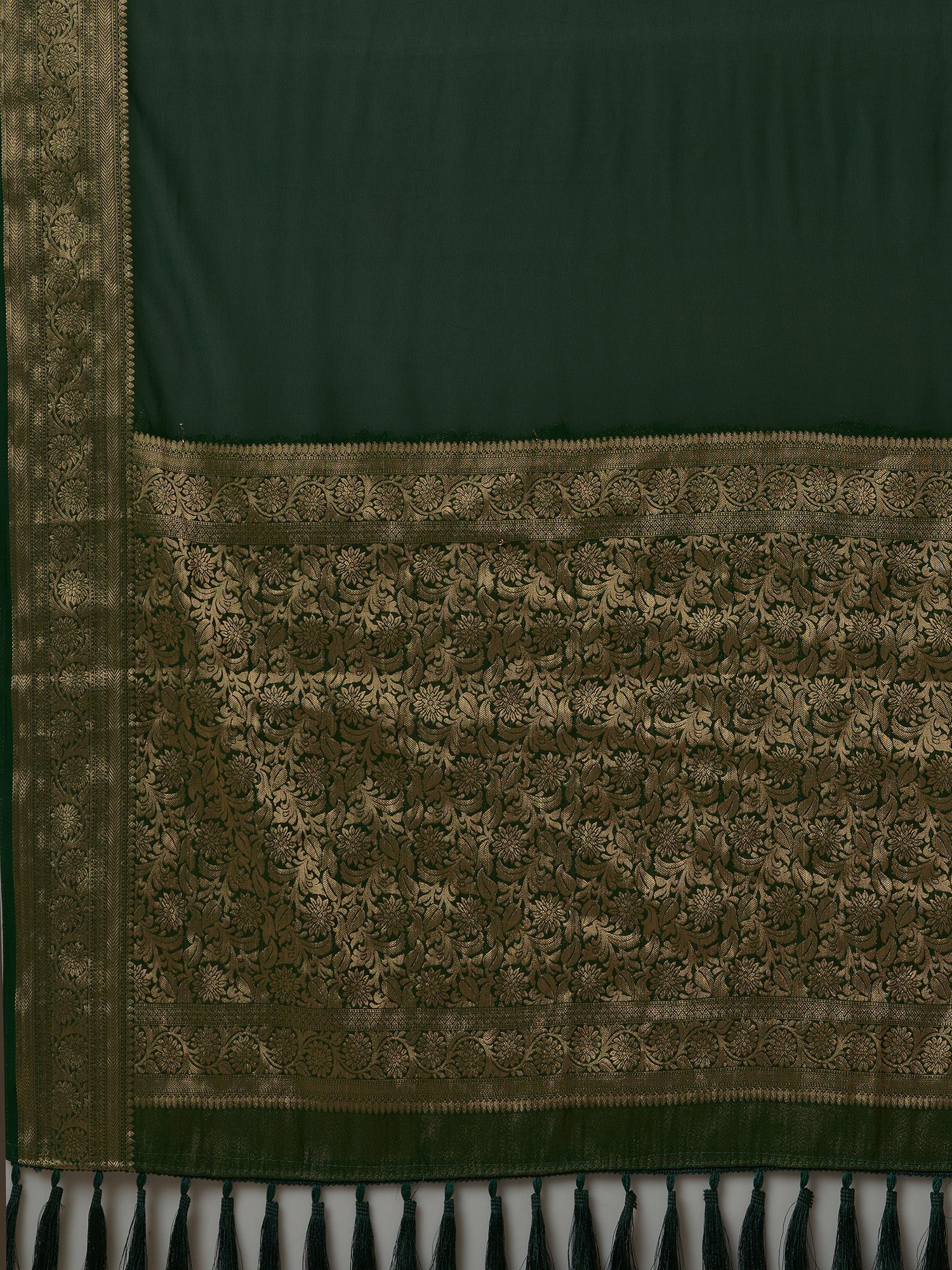 Deep Green Floral Georgette Saree - Ressa