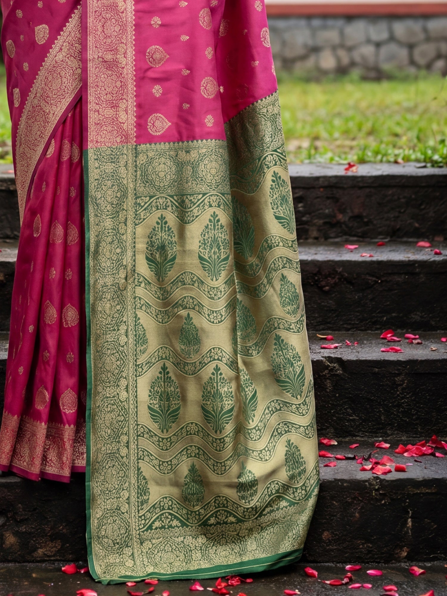 Deep Magenta Silk Saree - Ressa