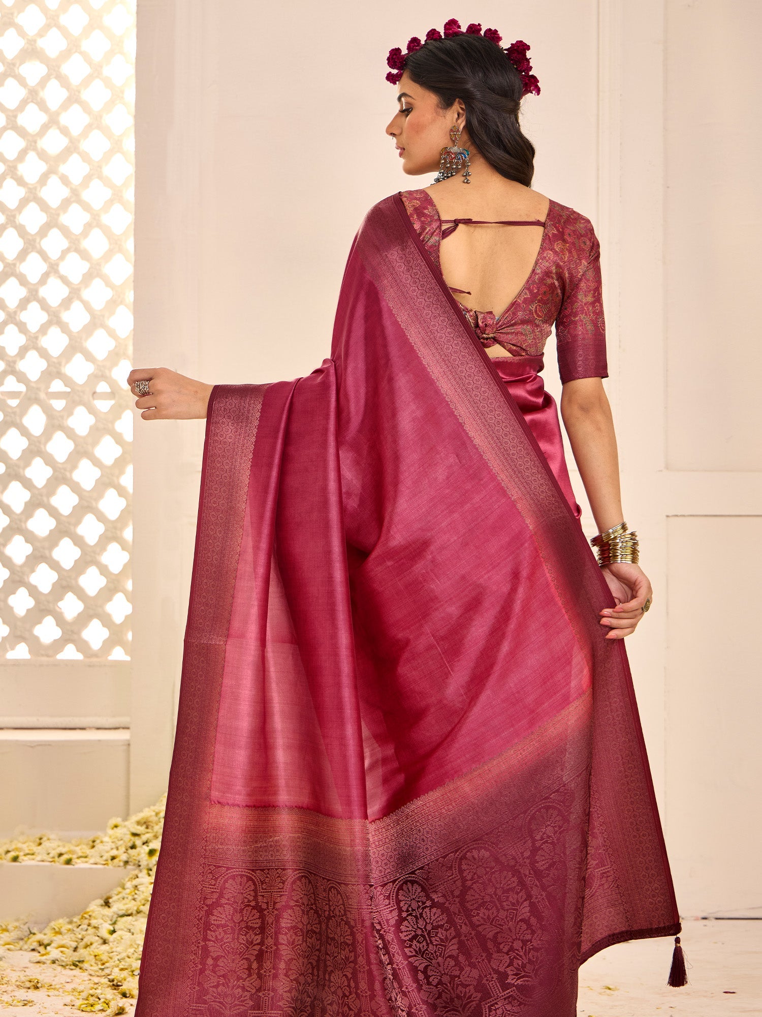 Deep Red Banarasi Silk Zari Weaving saree - Ressa