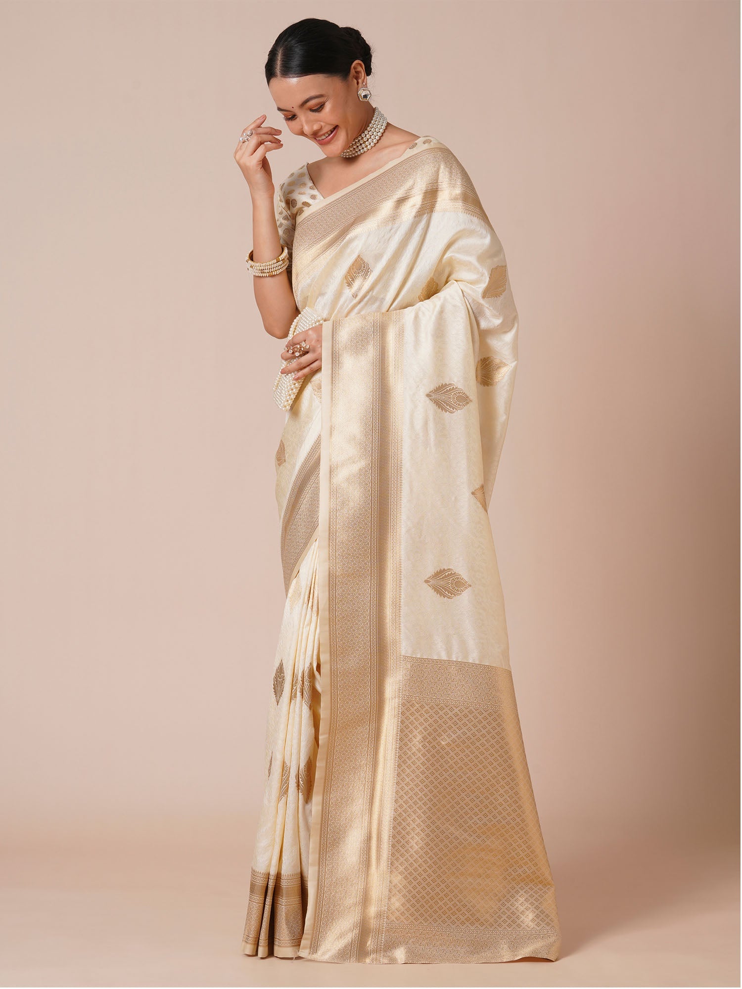 Elegant Off-White Silk Blend Zari Woven Saree - Ressa